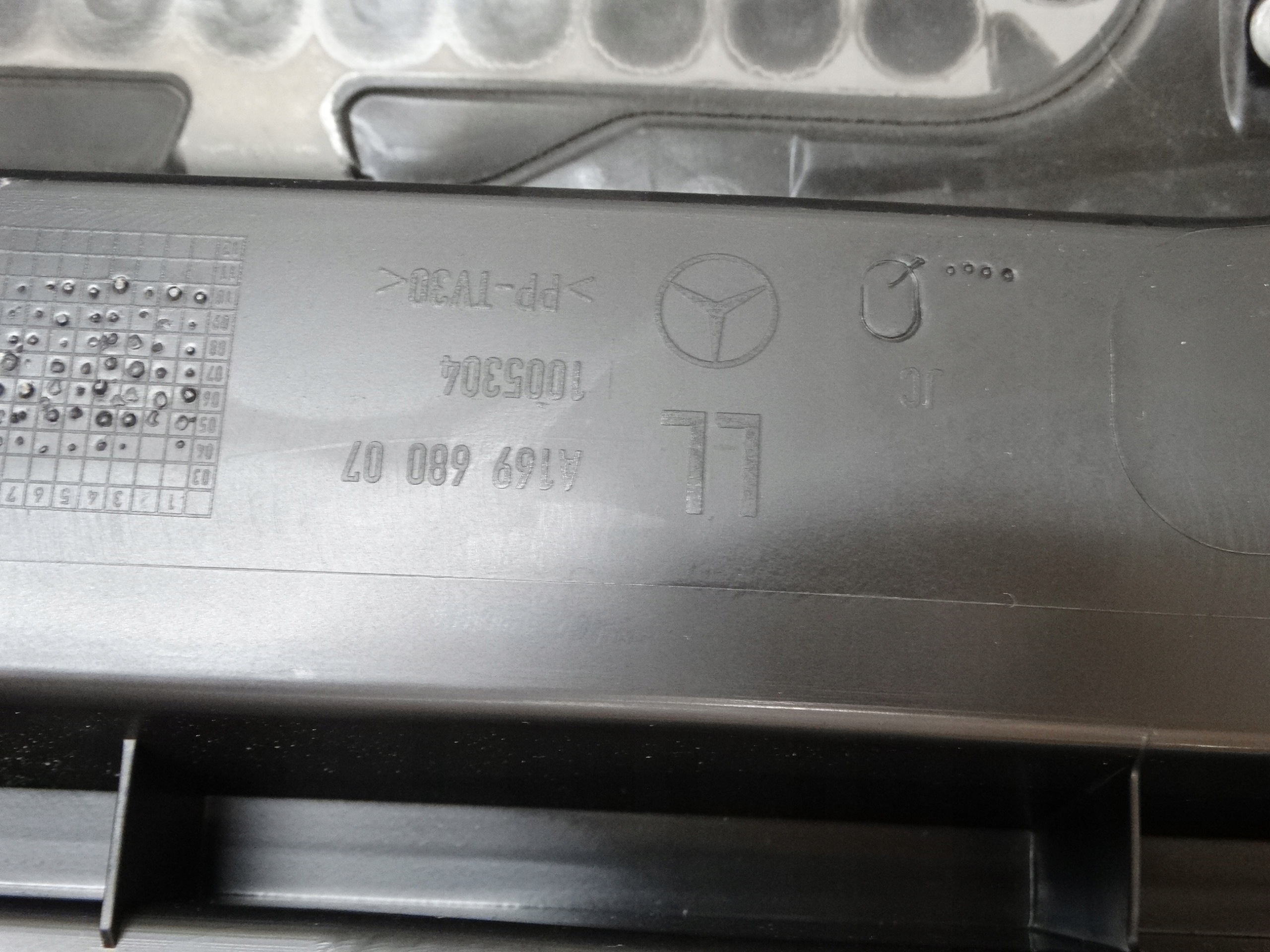 dashboard instrument panel MERCEDES W169 LIFT A16968007