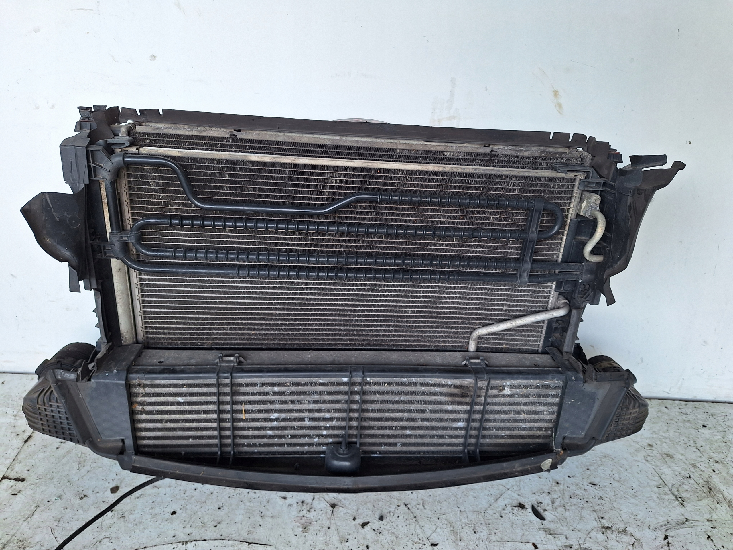 MERCEDES C-KLASA W204 08-11 support panel for radiators 2.2 CDI MANUAL