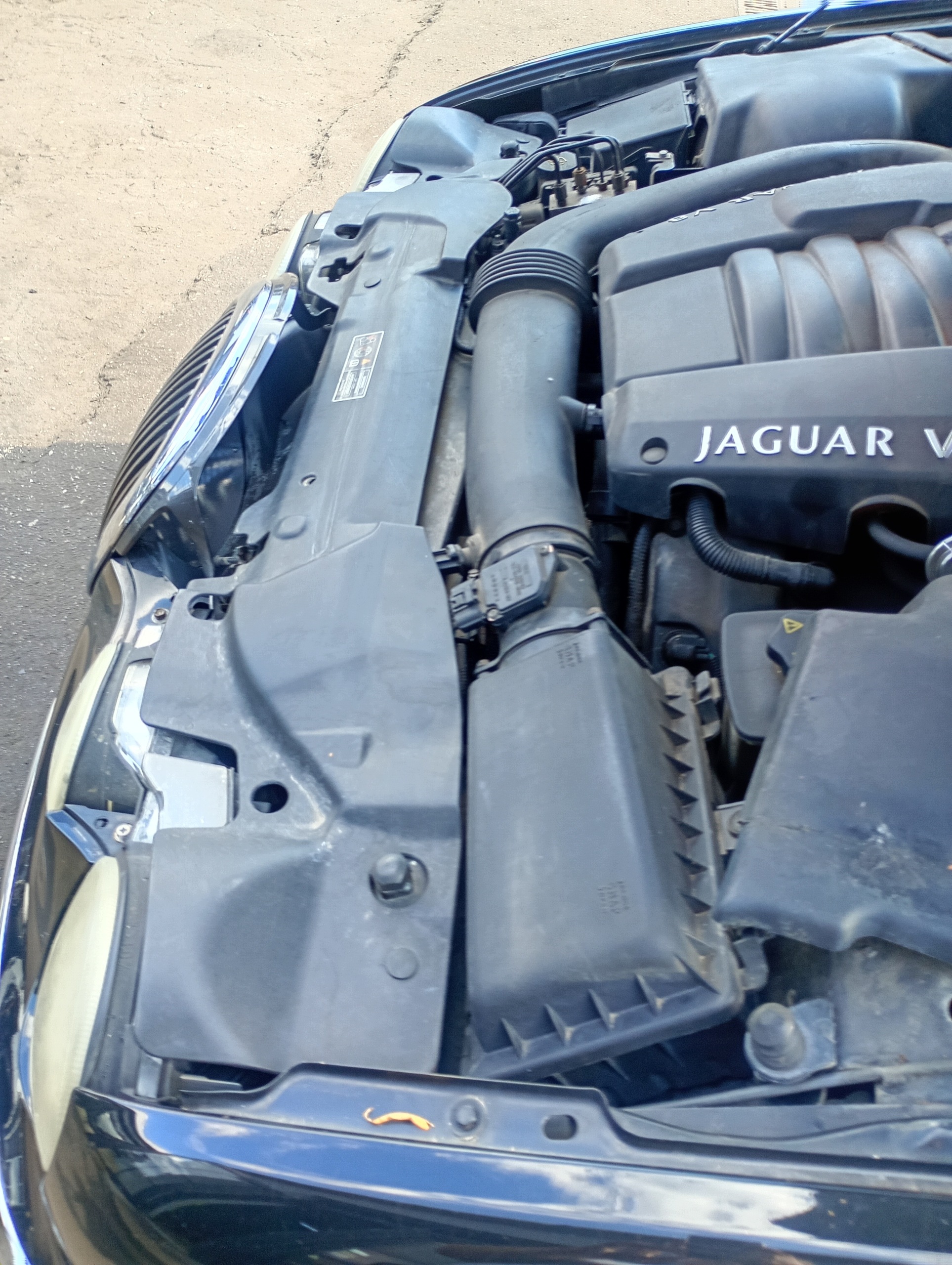 pillar iron support panel for radiators Z bumper support Jaguar S-Type 2 II 99-02