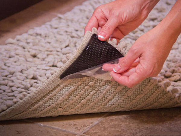 PODKŁADKI ANTYPOŚLIZGOWE POD DYWAN WYKŁADZINĘ 8 Kod producenta 15338