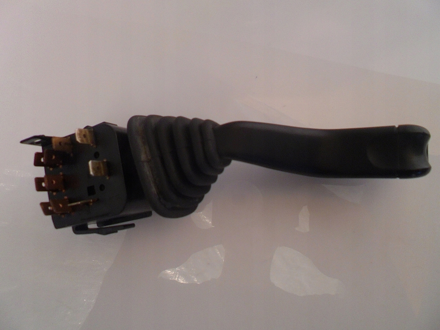 Bouton Indicateurs de direction OPEL 90221174