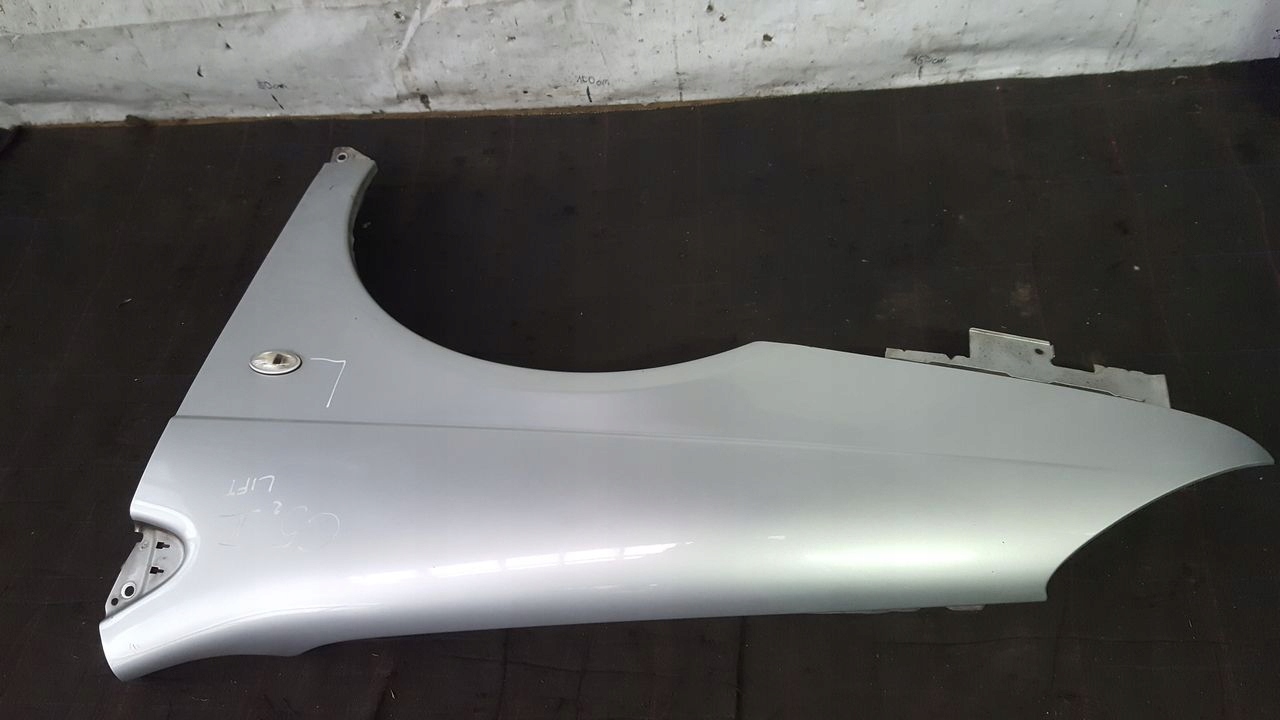 fender left front front Citroen C5 II LIFT