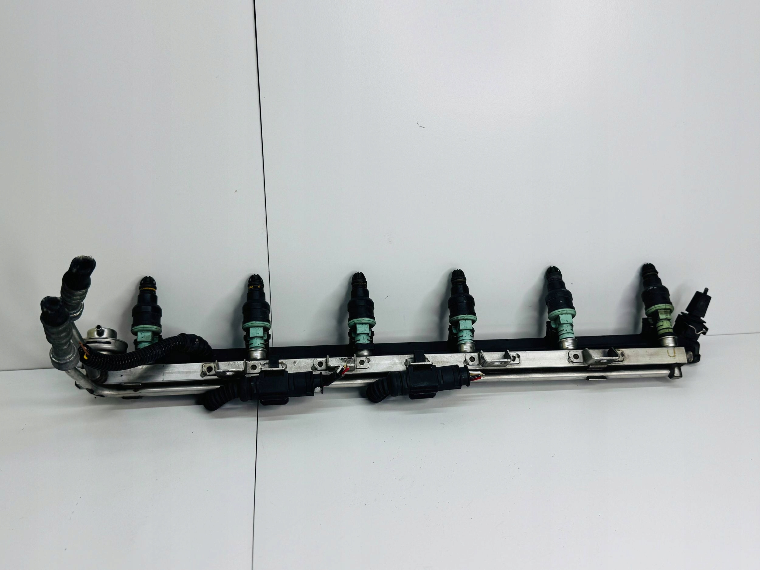 Rampe injection KOMPLET Z WTRYSKIWACZAMI BMW E36 2.5 Essence