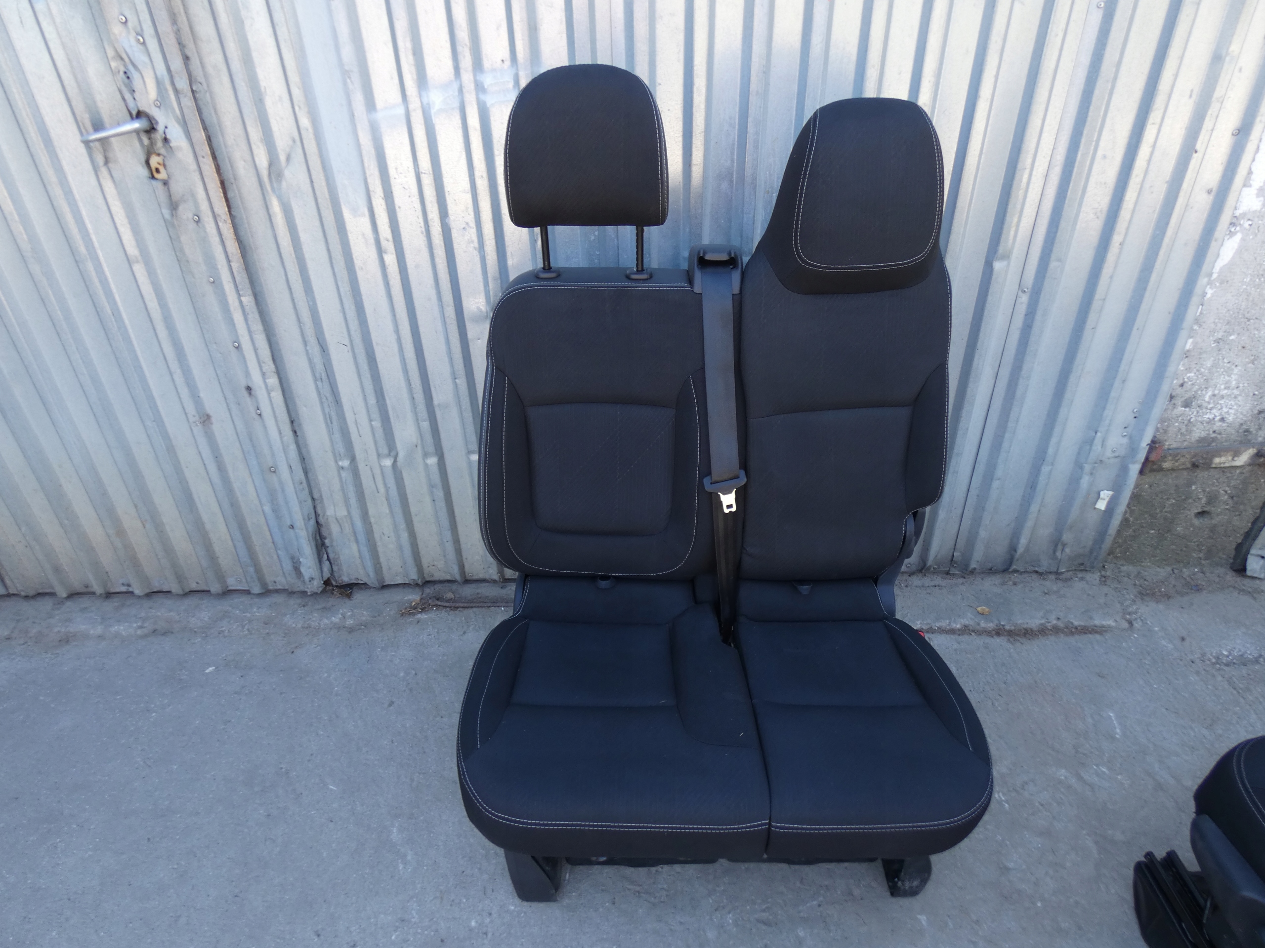 RENAULT TRAFIC IV seat front seats front 2023r
