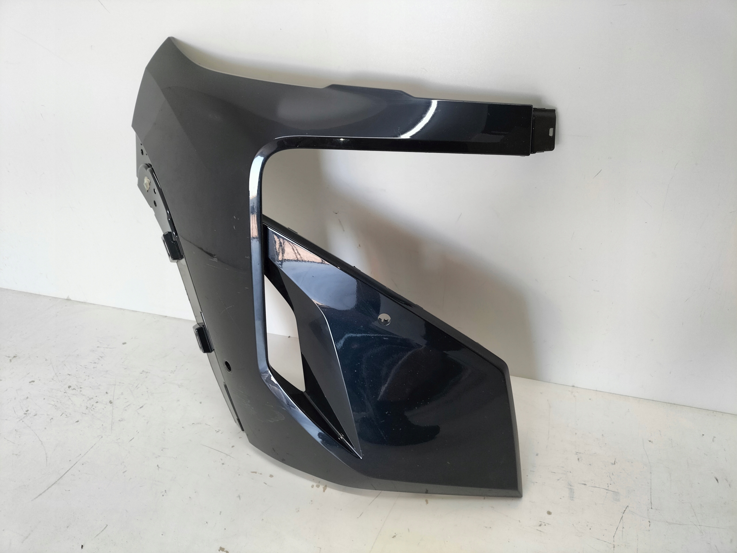 bumper corner front front right BMW XM G09 22