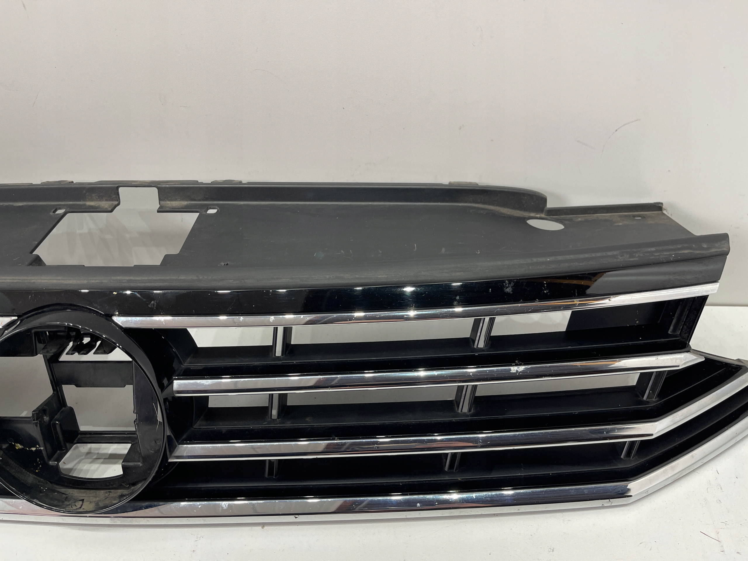 VW Passat B8 Kühlergrill FRONTGRILL Kühlergitter 3G0853651 - Thumbnail 4