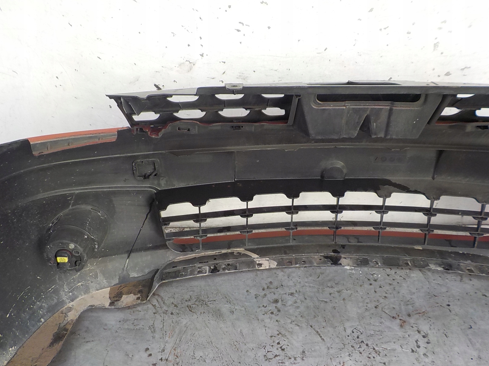138 NISSAN NOTE and bumper front front
