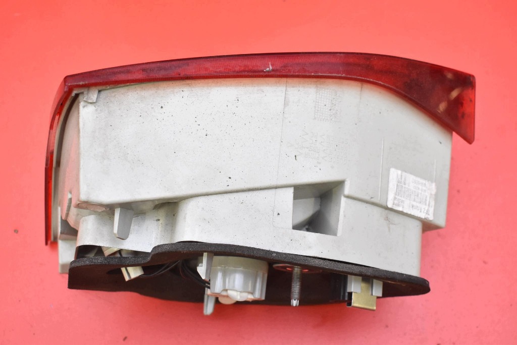 light left rear part rear LED 9678098080 PEUGEOT 308 2 II T9 KOMBI 13-17
