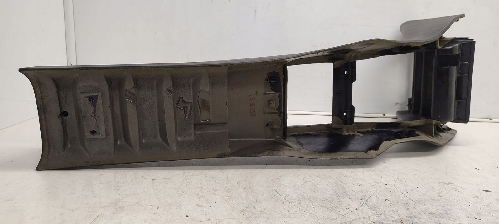Tunel central Mercedes W124 2,2