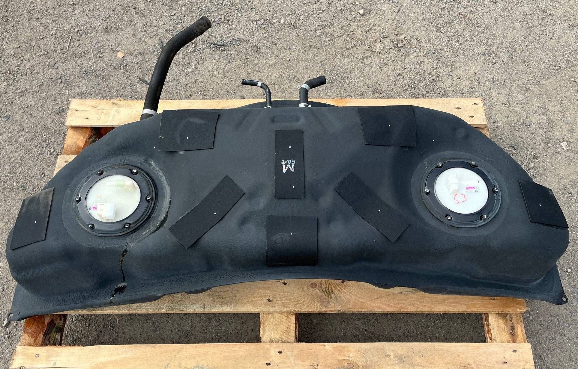 tank feed pump tank Nissan 370Z 2009