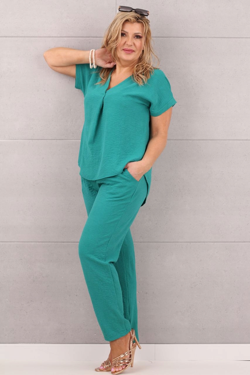 ELEGANCKI KOMPLET DAMSKI DUŻE ROZMIARY POLSKI PRODUCENT BLUZKA I SPODNIE Materiał dominujący poliester