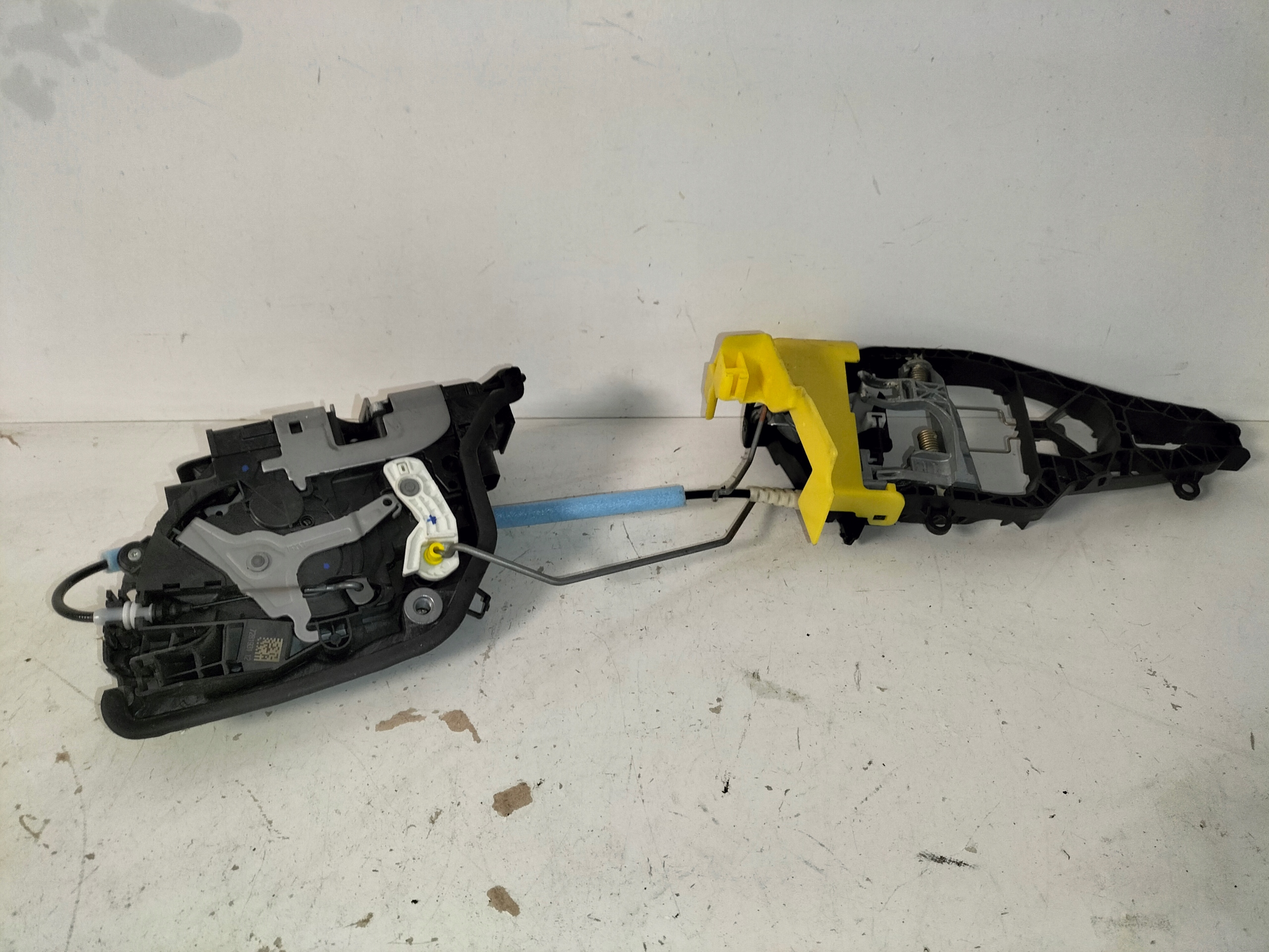 lock door front left MINI CLUBMAN F54 15