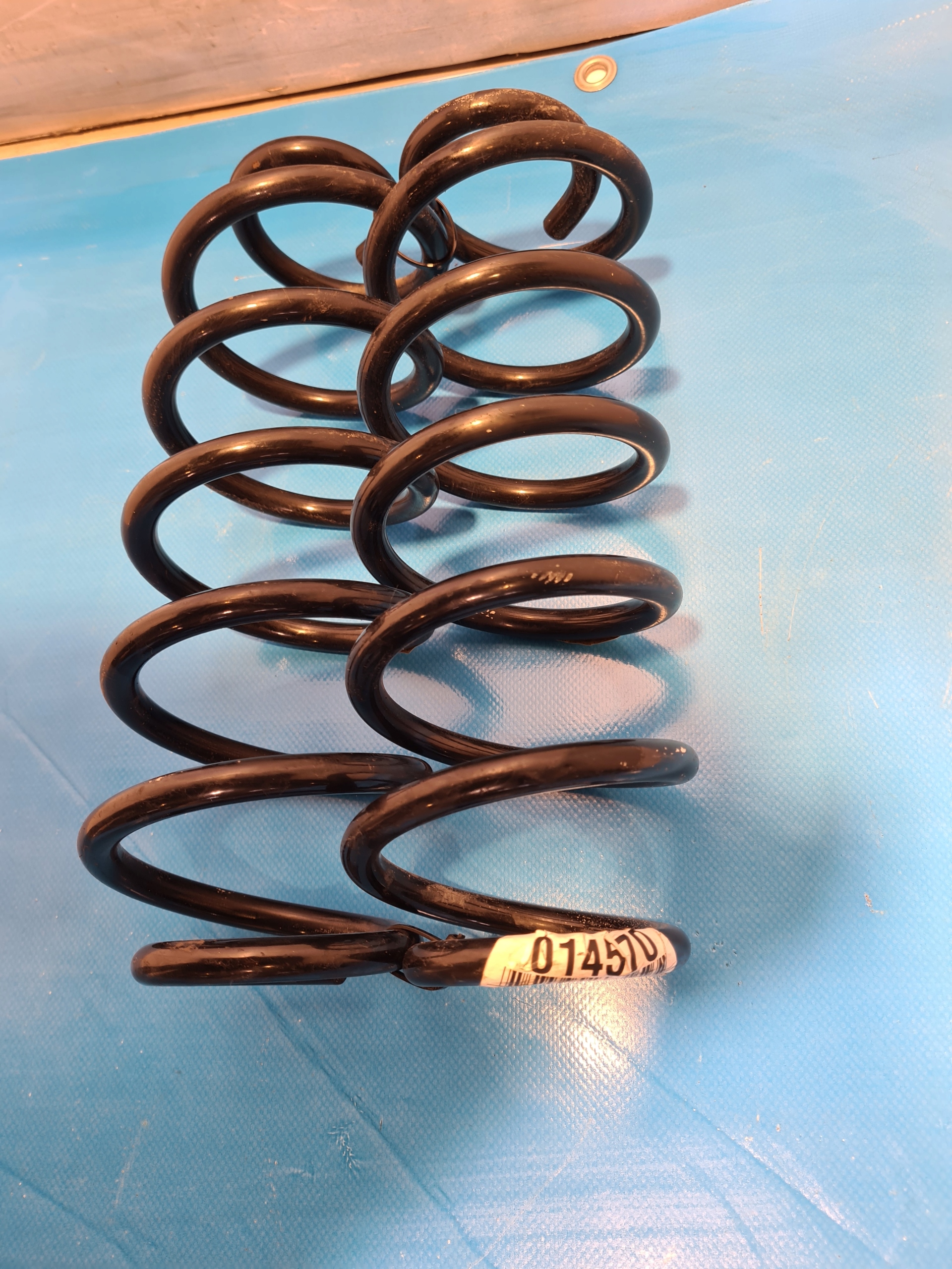 AA74 - ЗАДНИЕ ПРУЖИНЫ OPEL ASTRA K УНИВЕРСАЛ