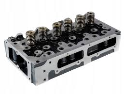 Kompletní hlava motoru pro MF-3 3132049K91