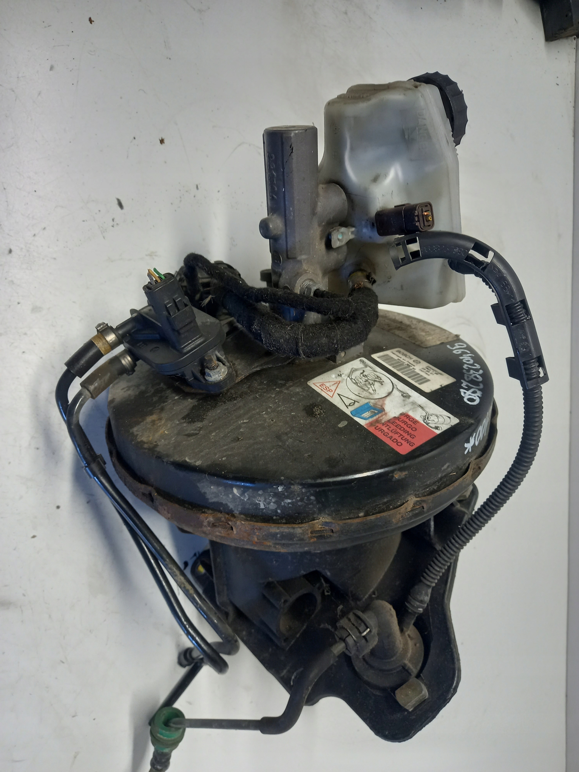 9640238280 - ТОРМОЗНОЙ СЕРВОПРИВОД PEUGEOT 607 2.2 HDI