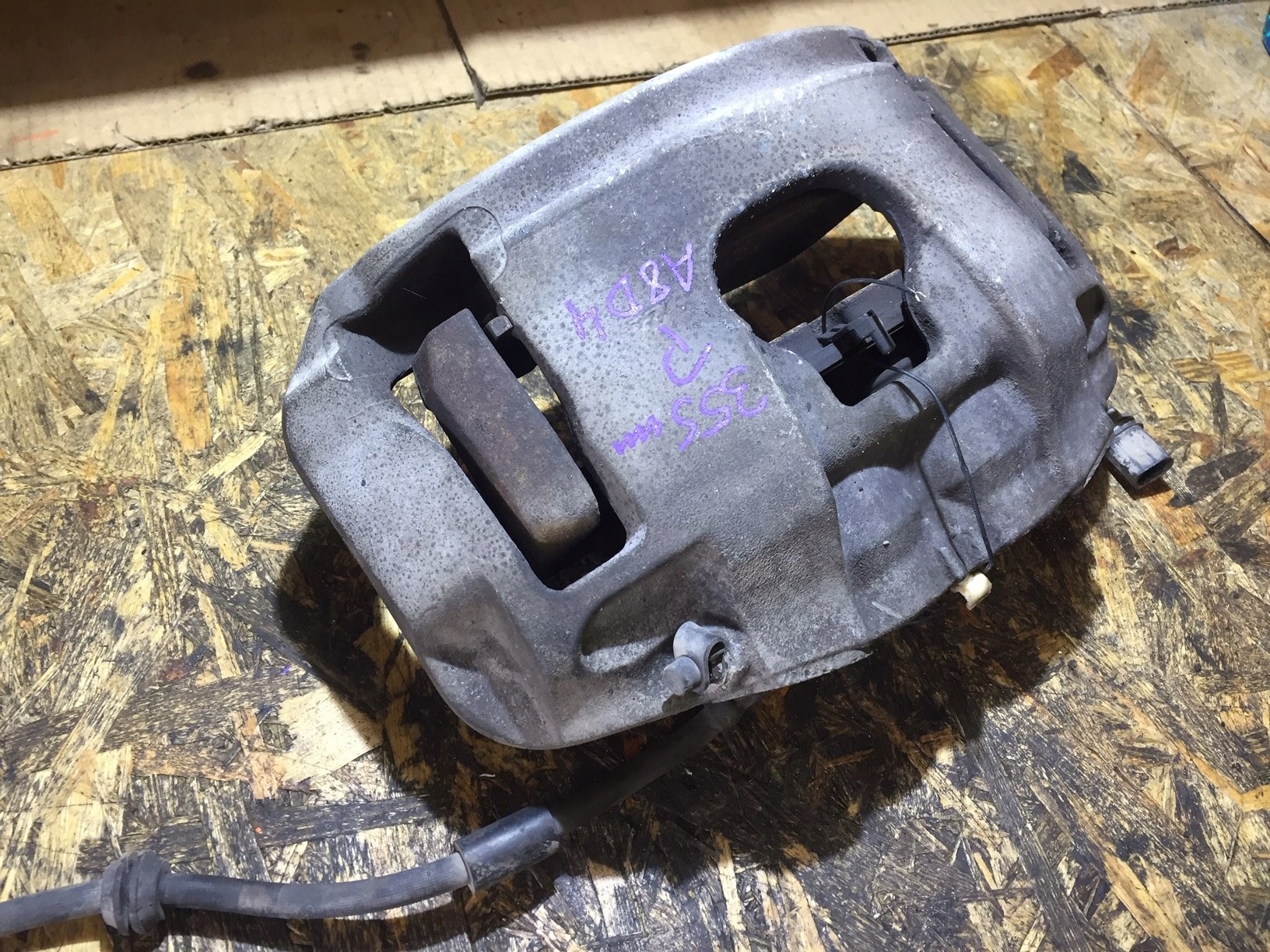 AUDI A8 D4 3.0 TDI caliper right front 355MM 4H06AB
