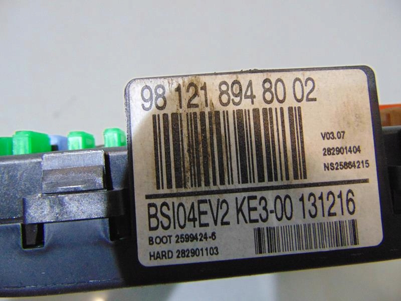 SKRZYNKA BEZPIECZNIKÓW BSI BERLINGO III 1.6 BHDI Typ samochodu Samochody osobowe Samochody dostawcze