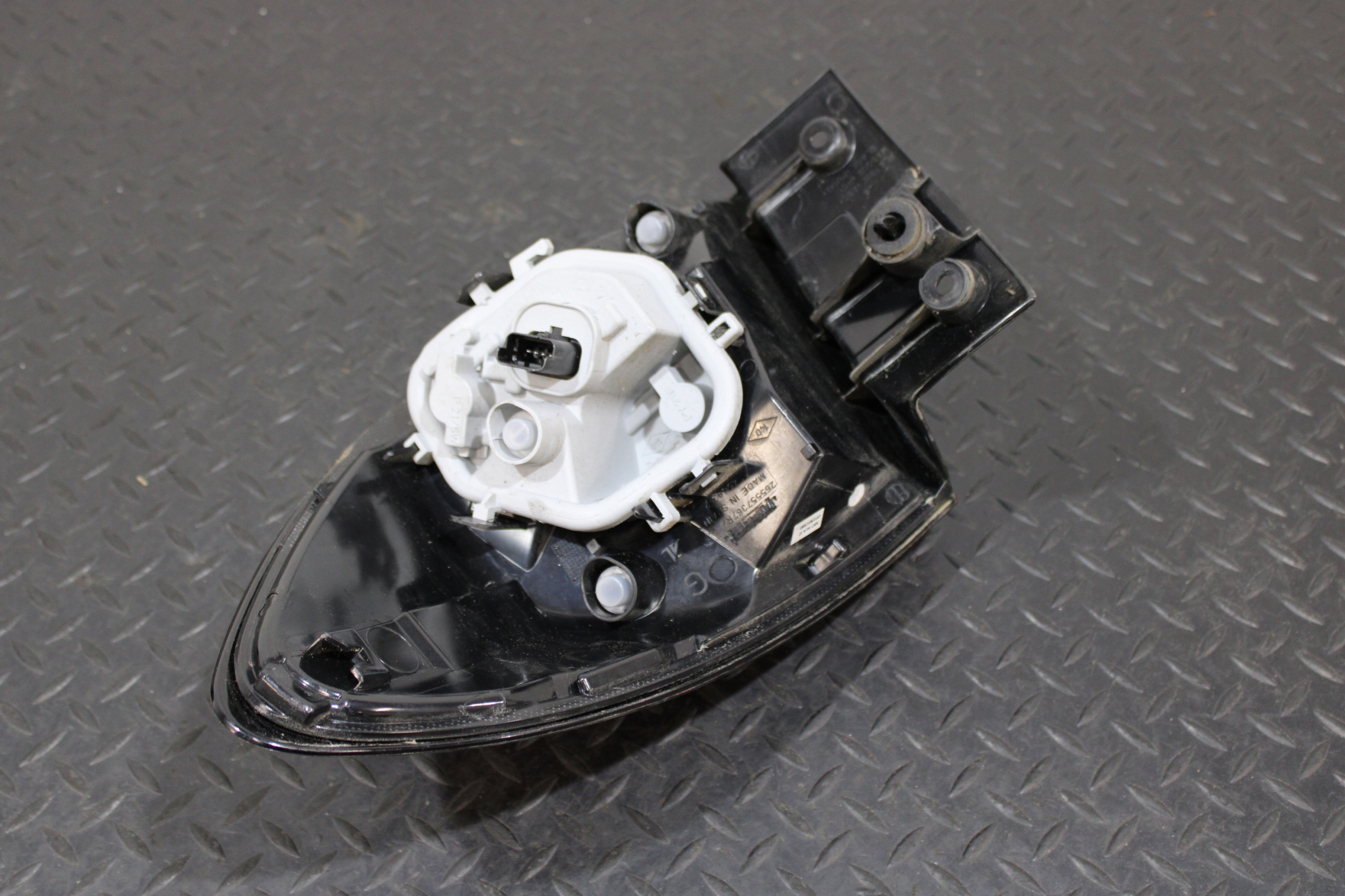 light left rear part left rear RENAULT CAPTUR and 1 265557367R