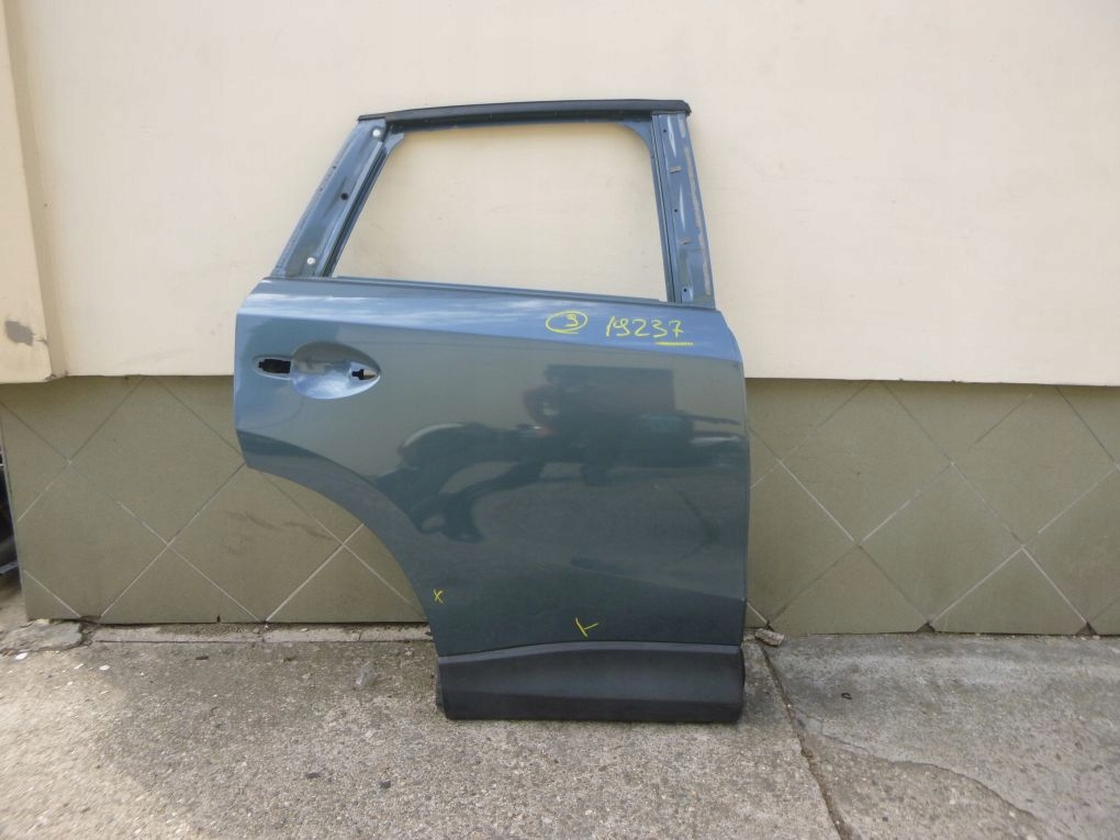 MAZDA CX5 CX 5 12- door right rear.