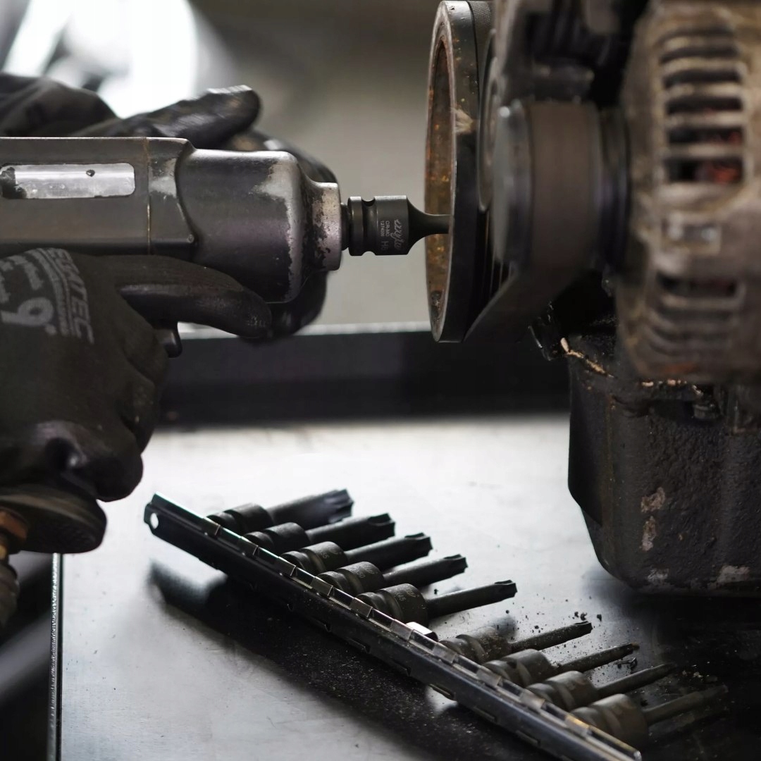 ZESTAW NASADEK TRZPIENIOWYCH UDAROWYCH 1/2" SPLINE NA SZYNIE DŁUGICH Kod producenta 127310