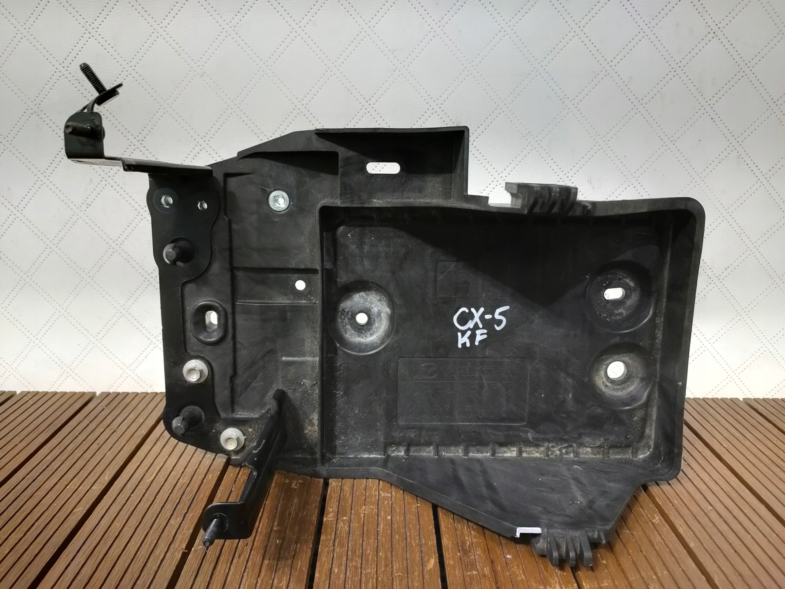 MAZDA CX-5 e KD 12-17 Porta per batteria KD5356041 OE