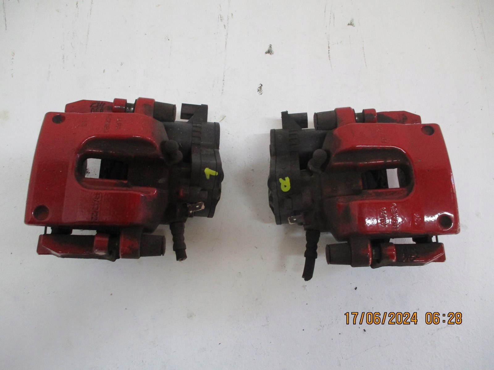 caliper calipers ALFA ROMEO STELVIO 2,2 20R rear part rear.
