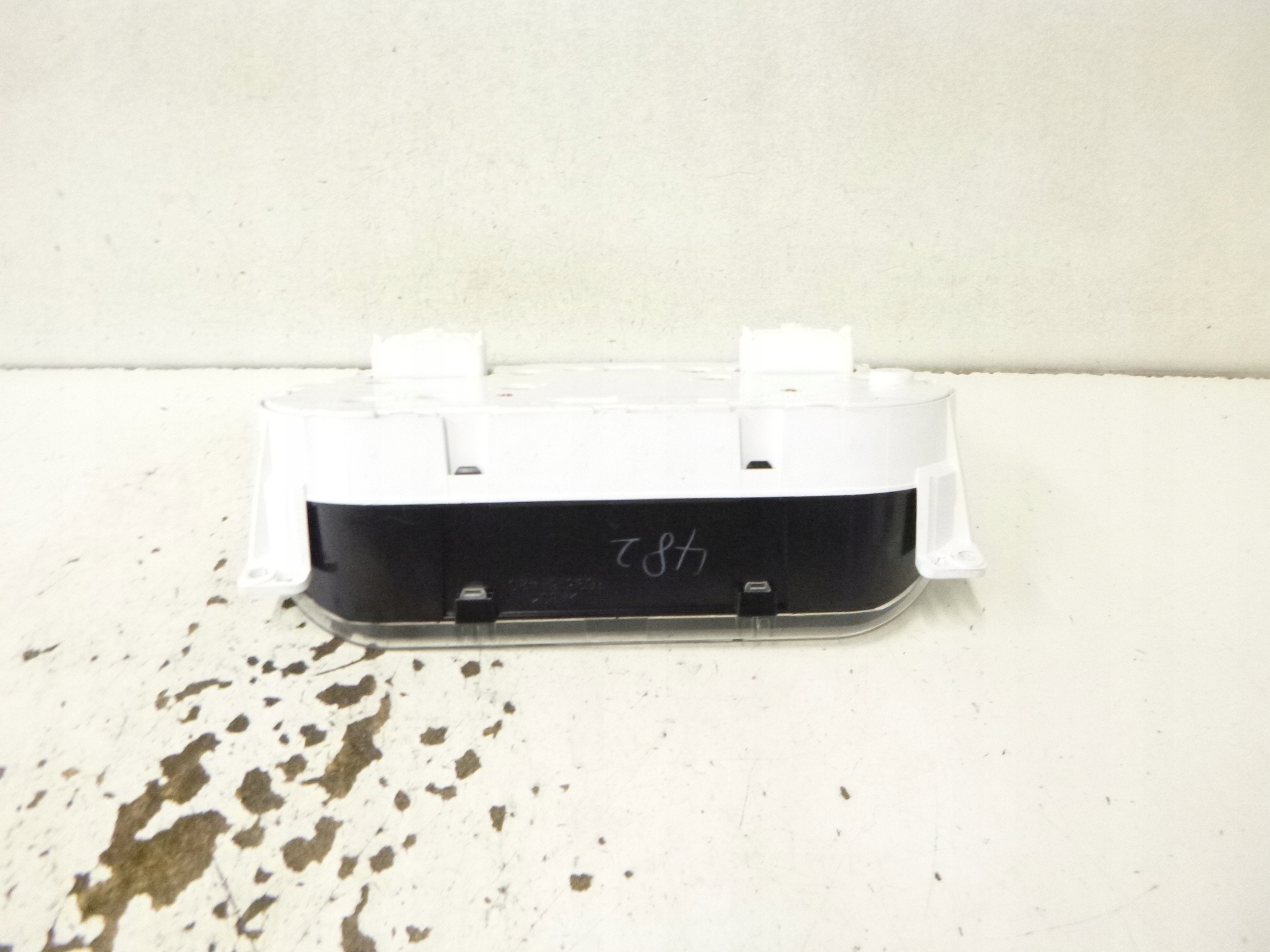 dials display Mitsubishi Outlander and 2.4 2004r. MN162482