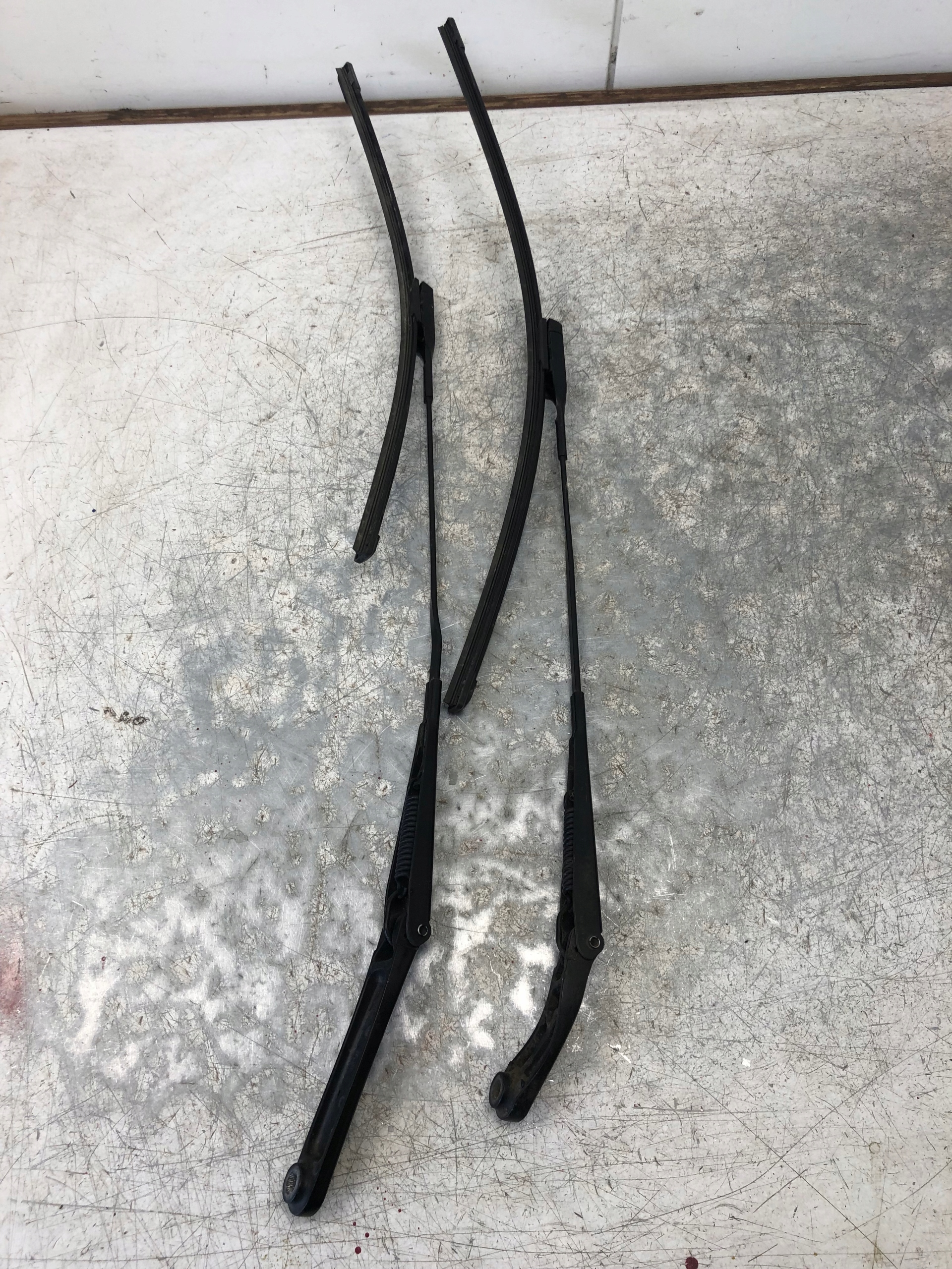 Bracci tergicristallo AUDI A4 B8 8K1955407 8K1955408 EUROPA