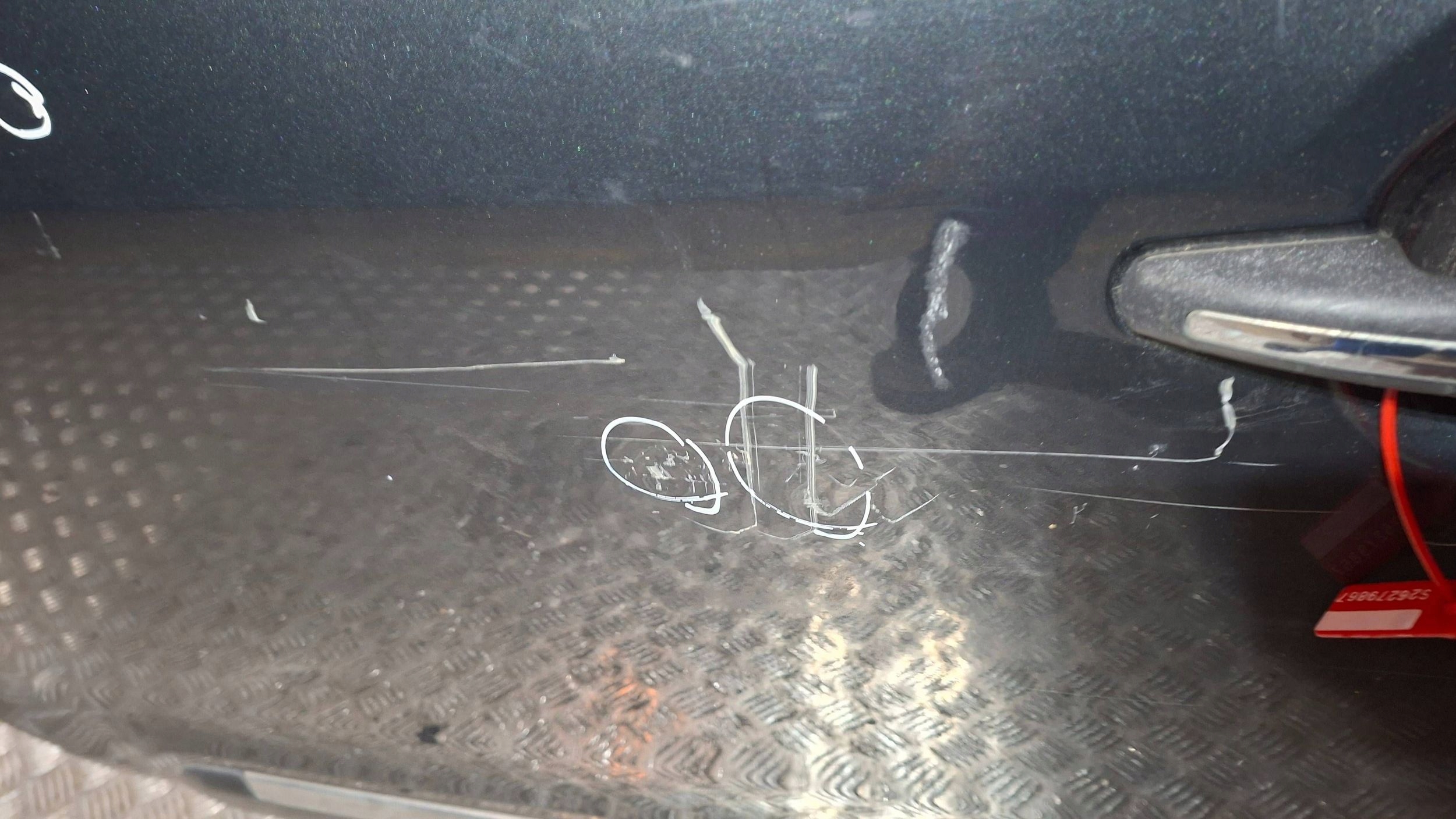 dveře levé předek CITROEN C3 PICASSO 2009