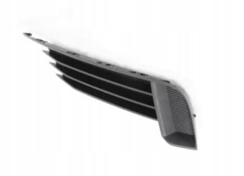 8V58076819B9 8V58076829B9 - Решетка воздухозаборника крышка бампера Audi A3