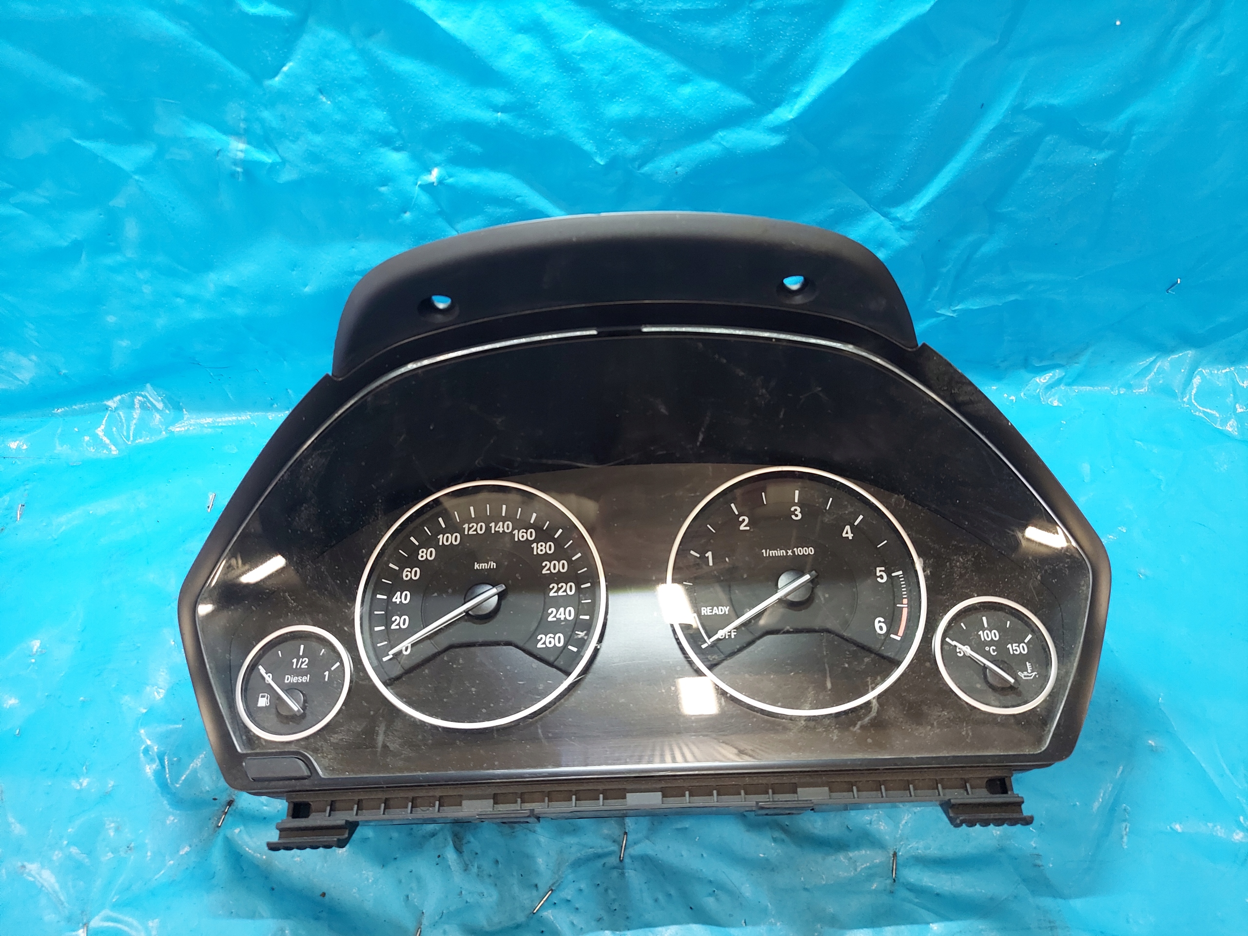 dials clock BMW F30 F31 DIESEL START STOP 9232895