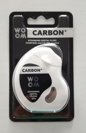 

Czarna Nić Dentystyczna Woom Carbon+ z aktywnym wę