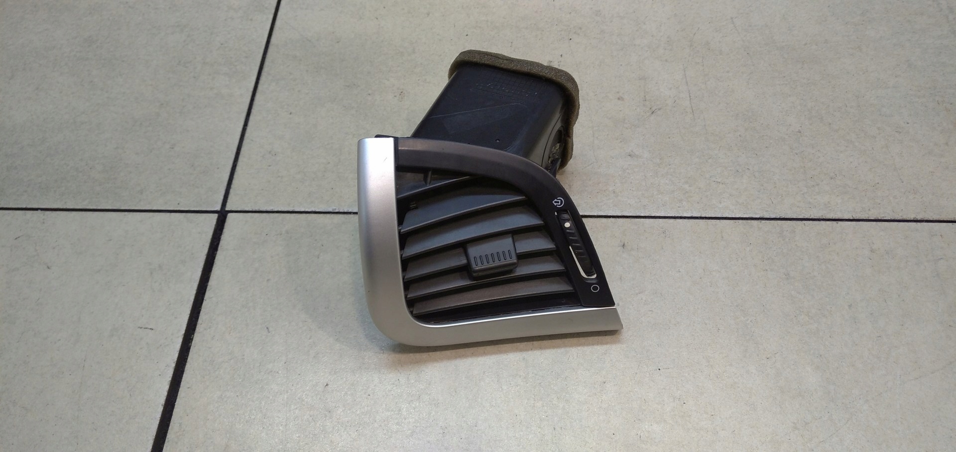 grid air conditioning devices left PEUGEOT 206 plus 9683399880