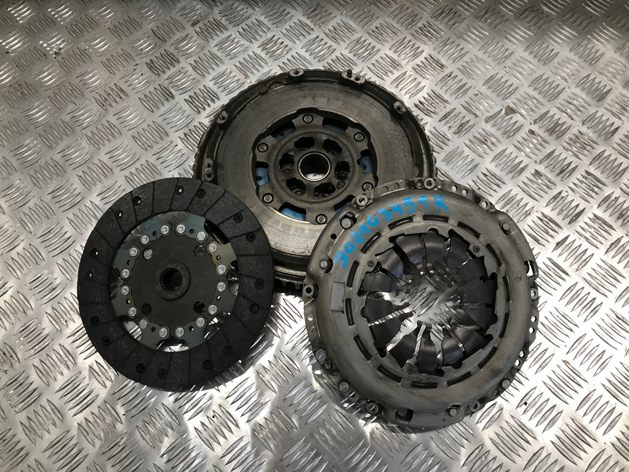 RENAULT 1.2 TCE ЗЧЕПЛЕННЯ ДВОМАСОВИЙ КОМПЛЕКТ 302103451R