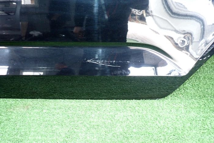 VW TOURAN 15- door left rear. rear part