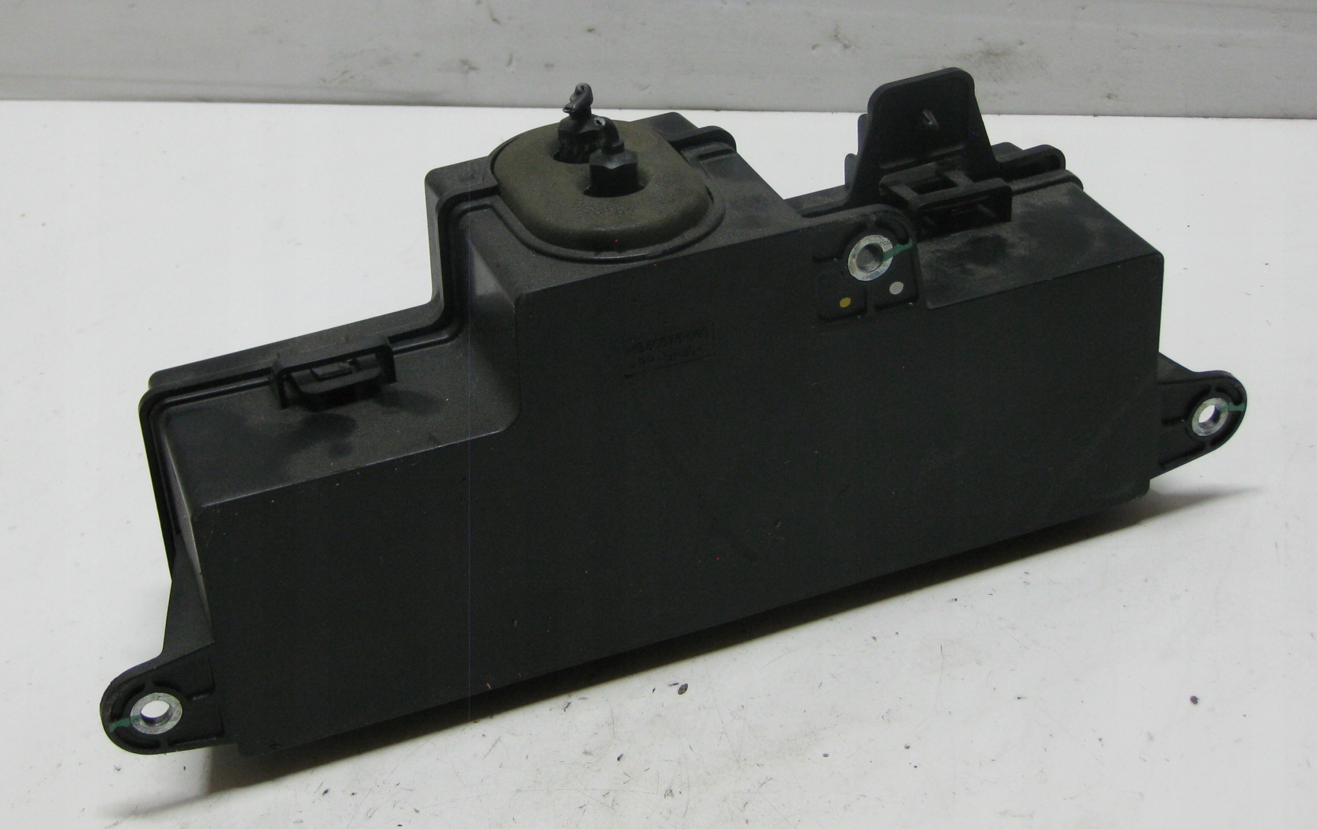 OPEL INSIGNIA A pump hydraulic pump bonnet rear part boot HB80076-065
