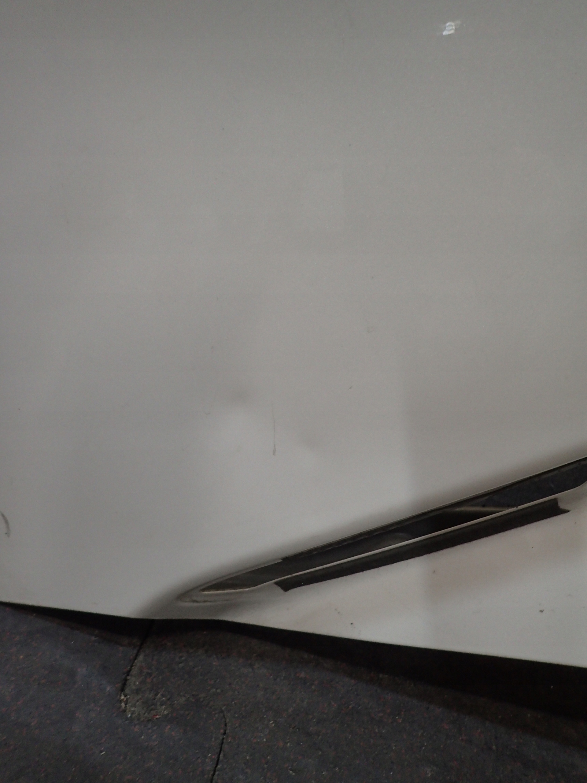 FENDER FRONT LEFT NISSAN GTR