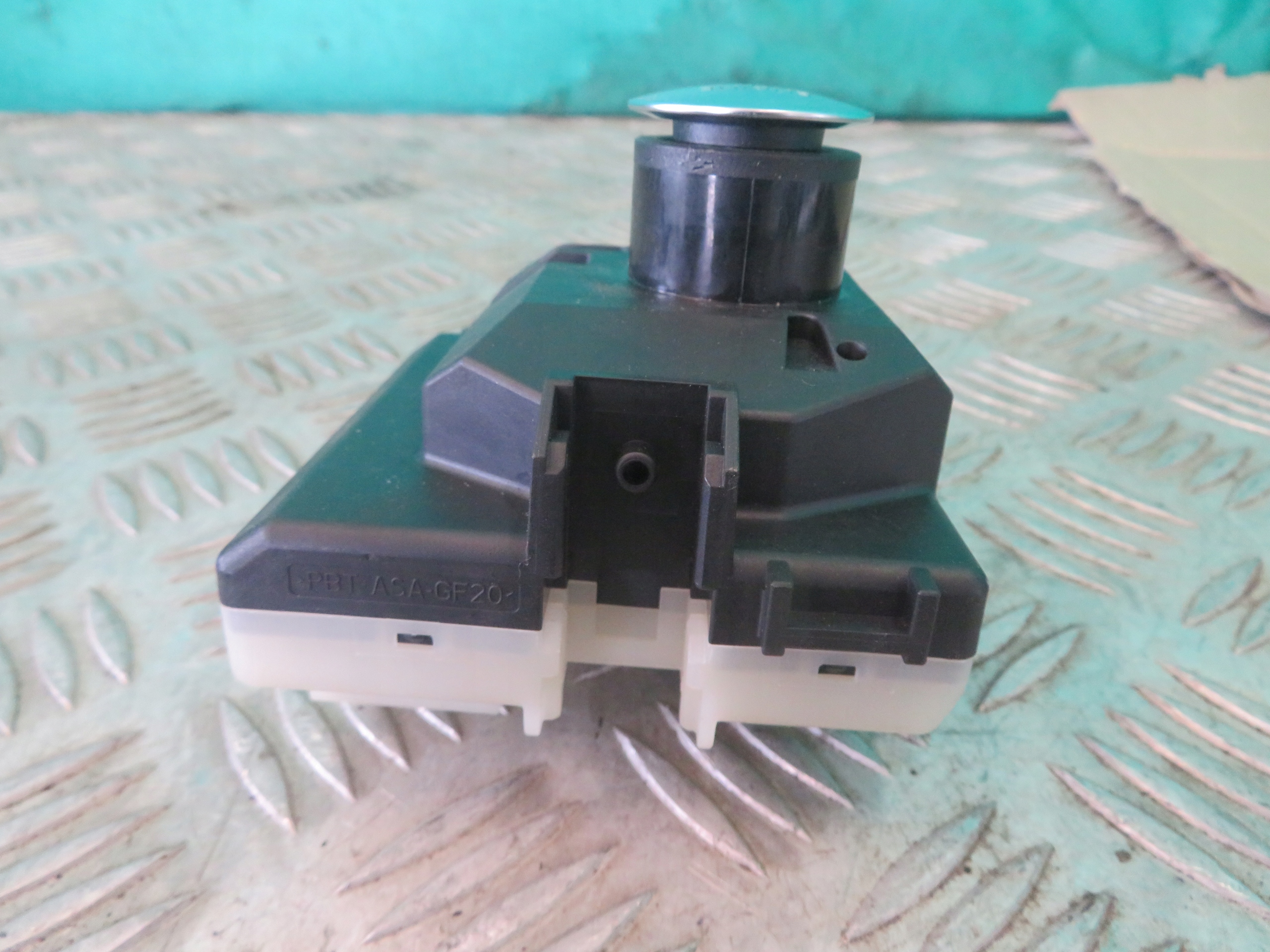ignition START STOP MERCEDES W253 GLC 43 3.0 C KLASA 18R