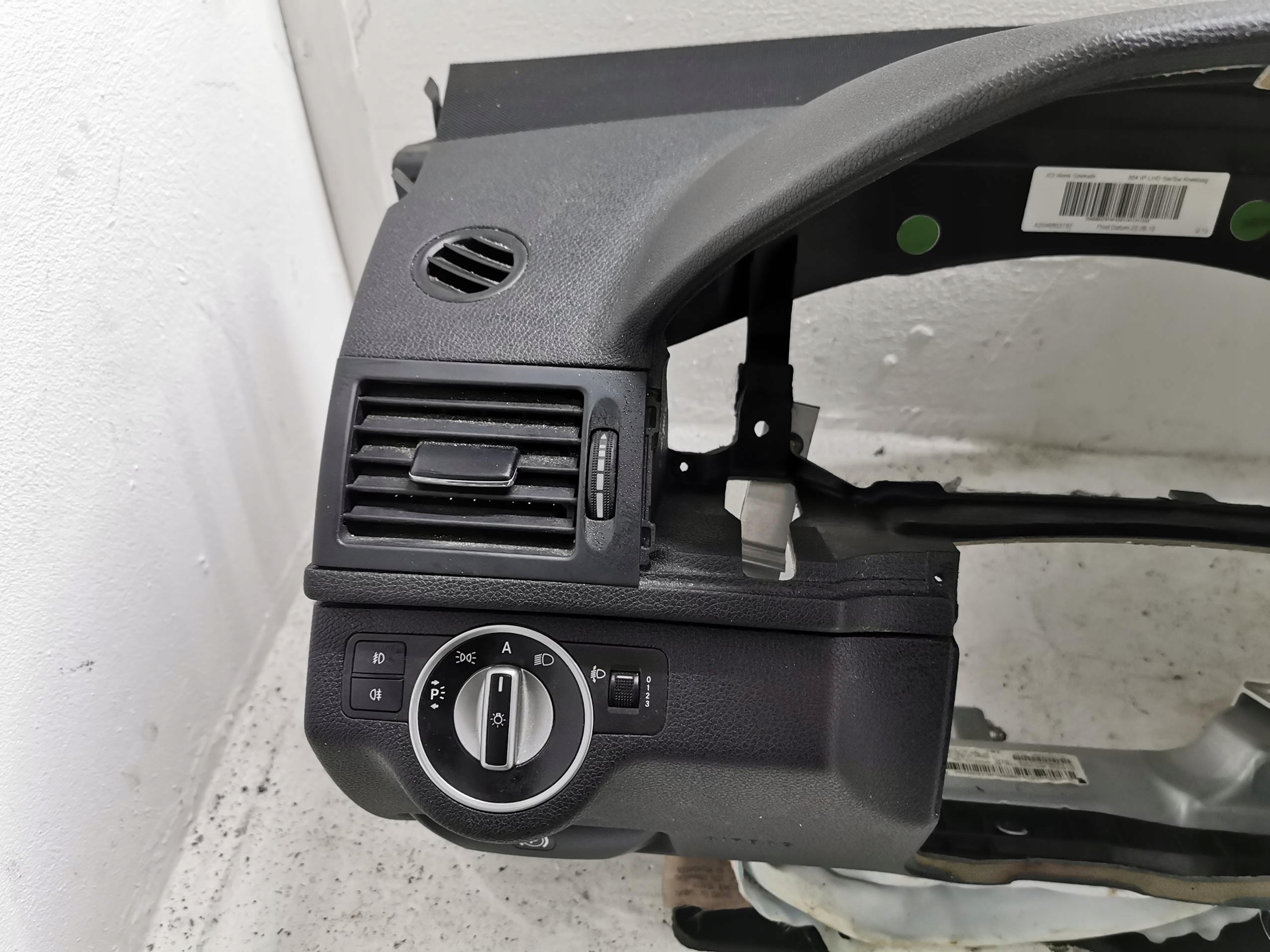 dashboard instrument panel MERCEDES W204 EUROPA