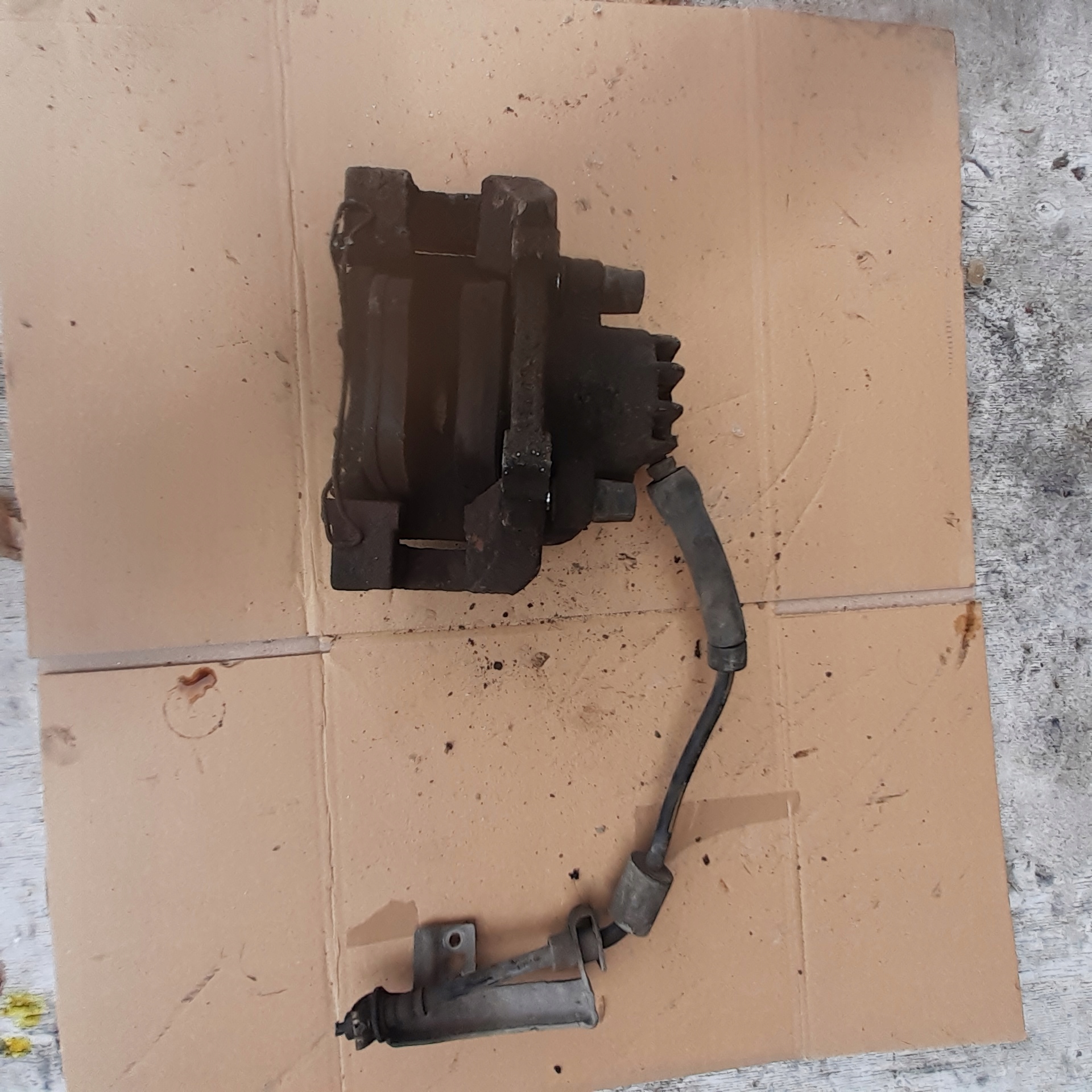 CITROEN C4 PICASSO and 06-13 2,0 HDI caliper brake right front