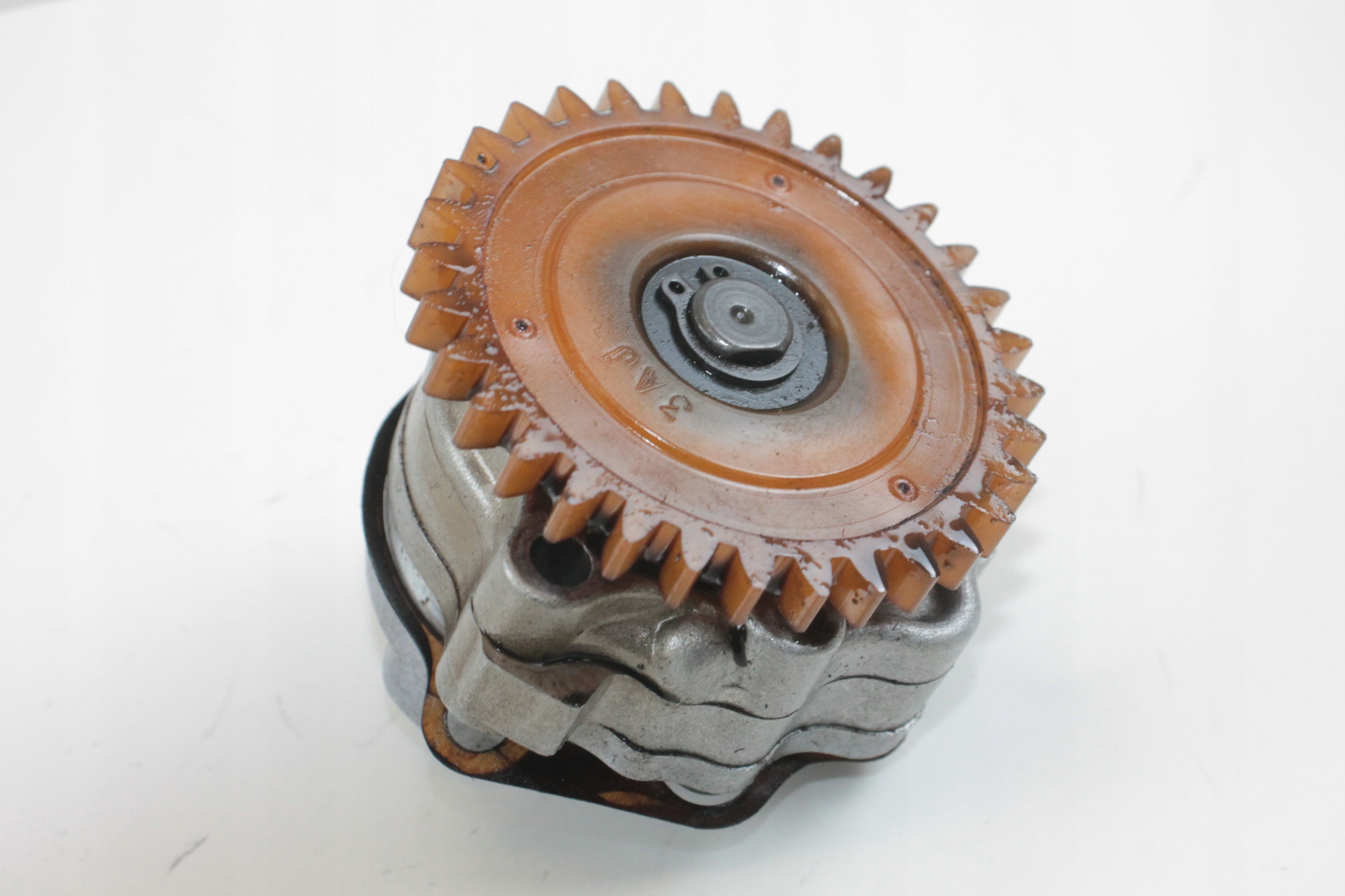 YAMAHA XT 500 POMPA OLEJU