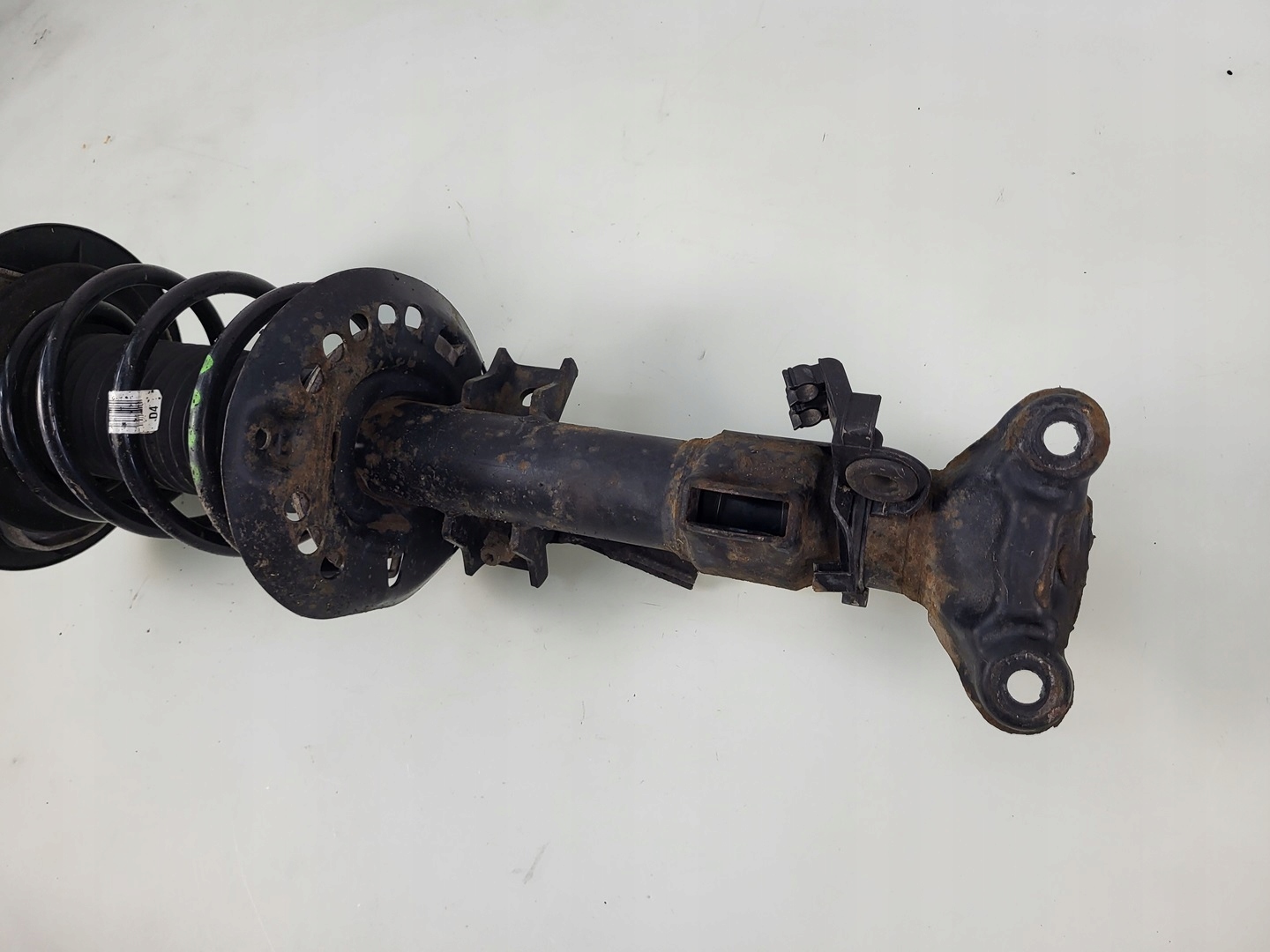MERCEDES E W212 LIFT 2.2 CDI shock absorber spring right front
