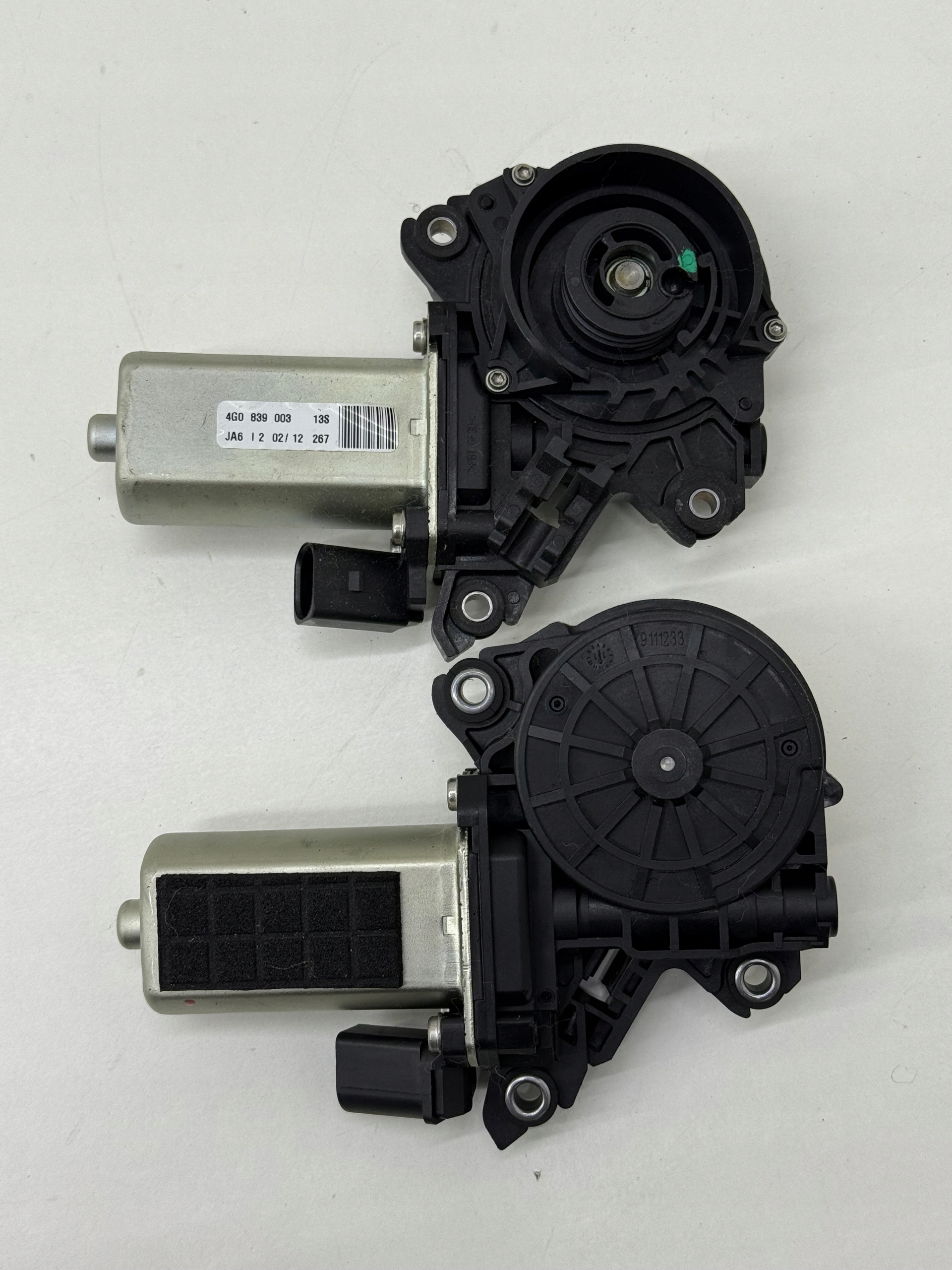 AUDI A6 S6 RS6 A7 C7 dociag dociagi door left / right