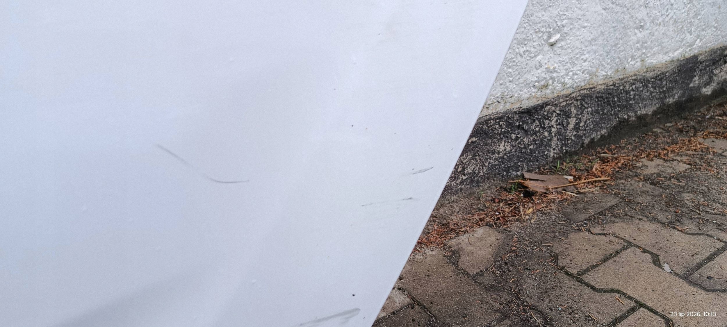 HYUNDAI IX20 7F door left rear part rear. left 2010