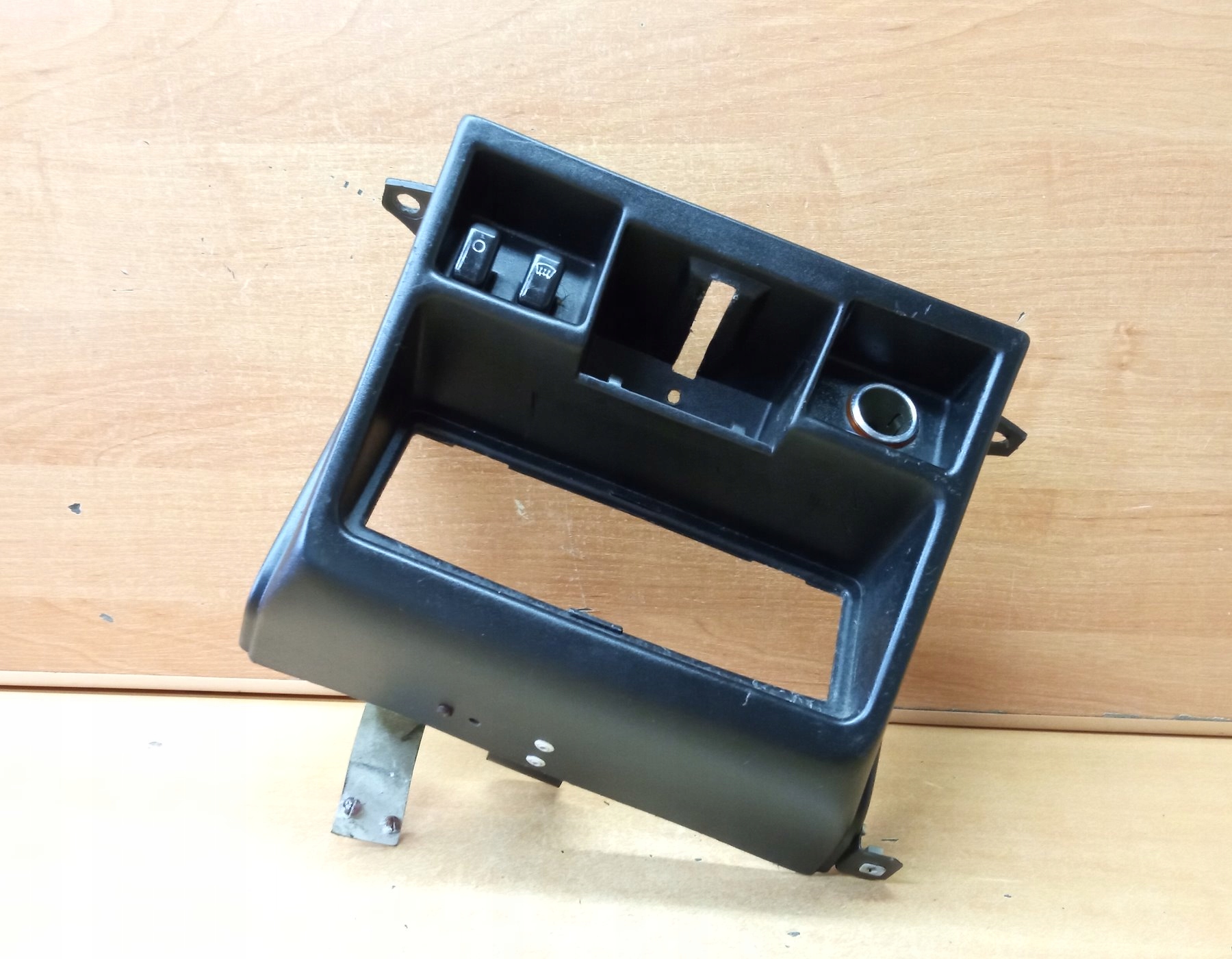 KONSOLA ŚRODKOWA FIAT 126