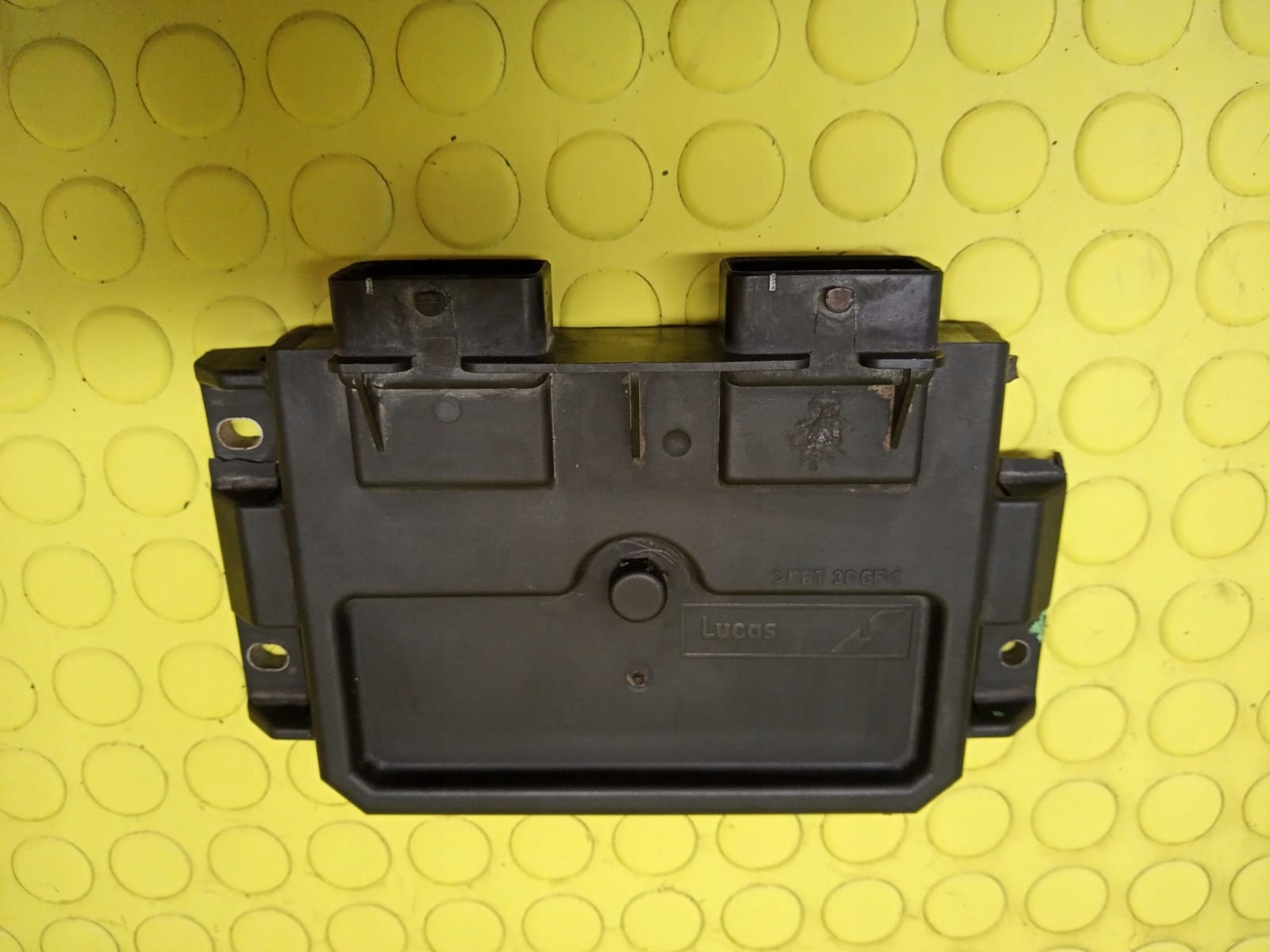 control unit of the engine PEUGEOT 206 1.9 D 9648201580