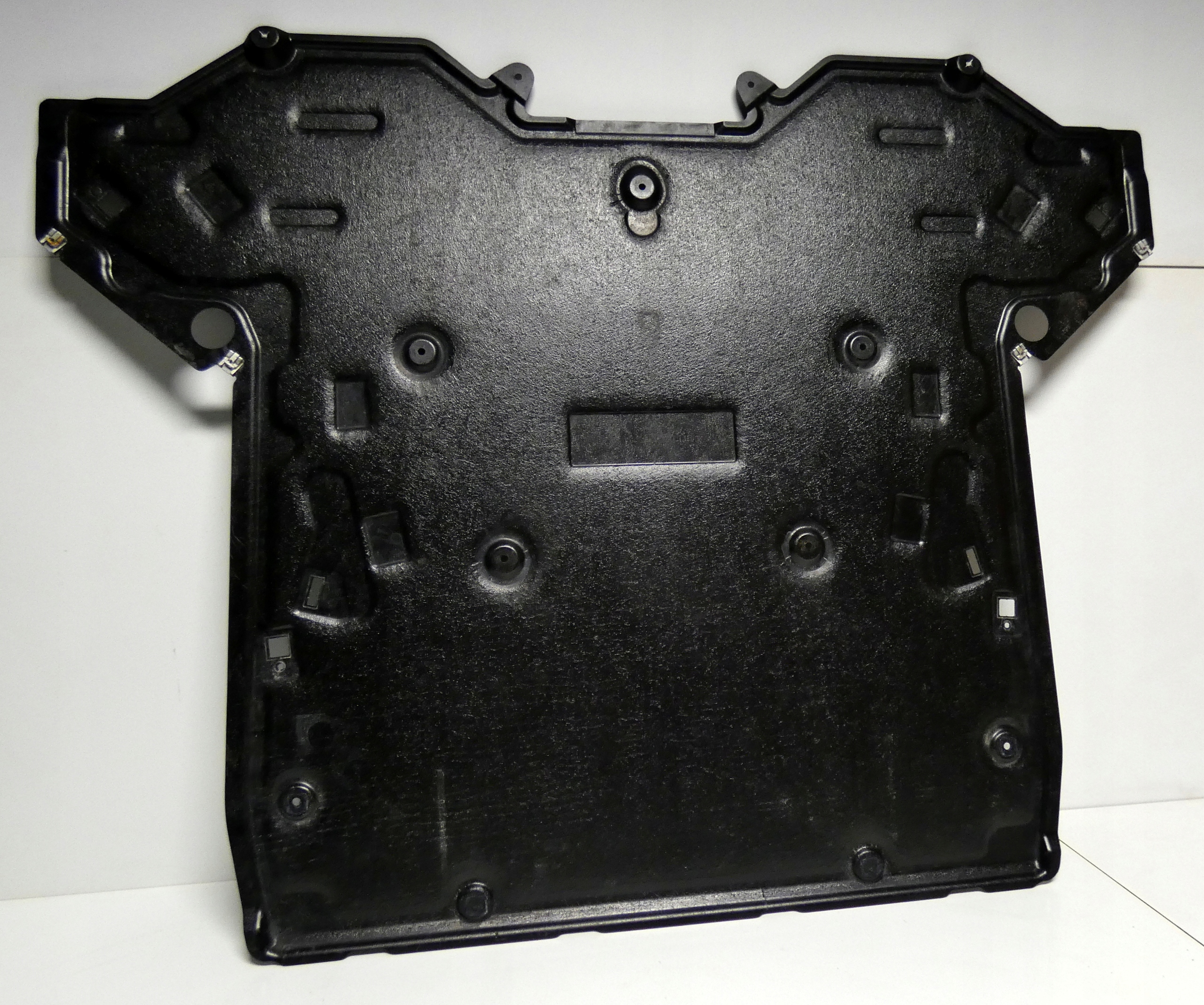 992825523G - PORSCHE 992 КРЫШКА ДВИГАТЕЛЯ ПЛАСТИНА