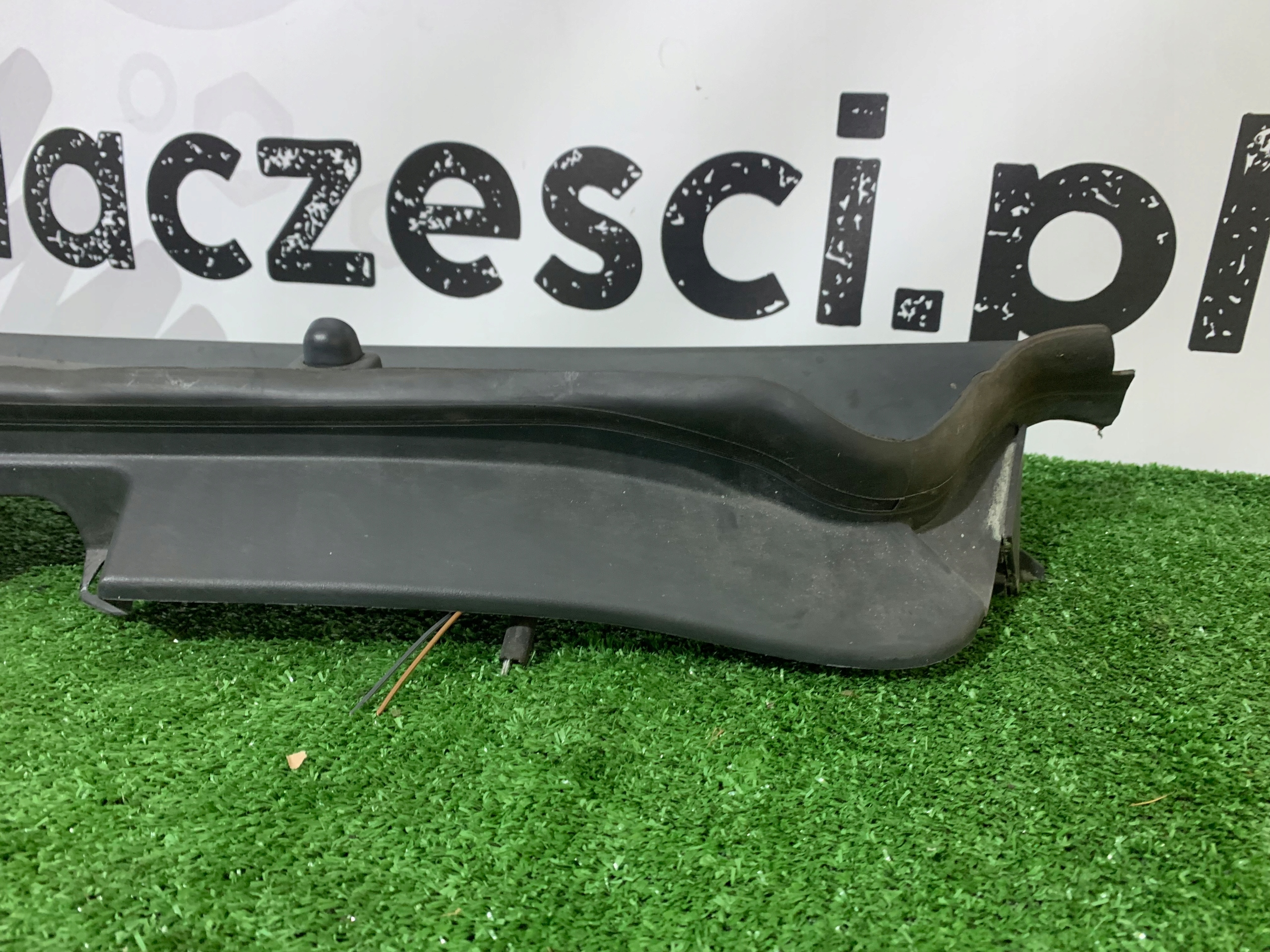 MERCEDES E-class W212 torpedo plastic EUROPA A2128301013