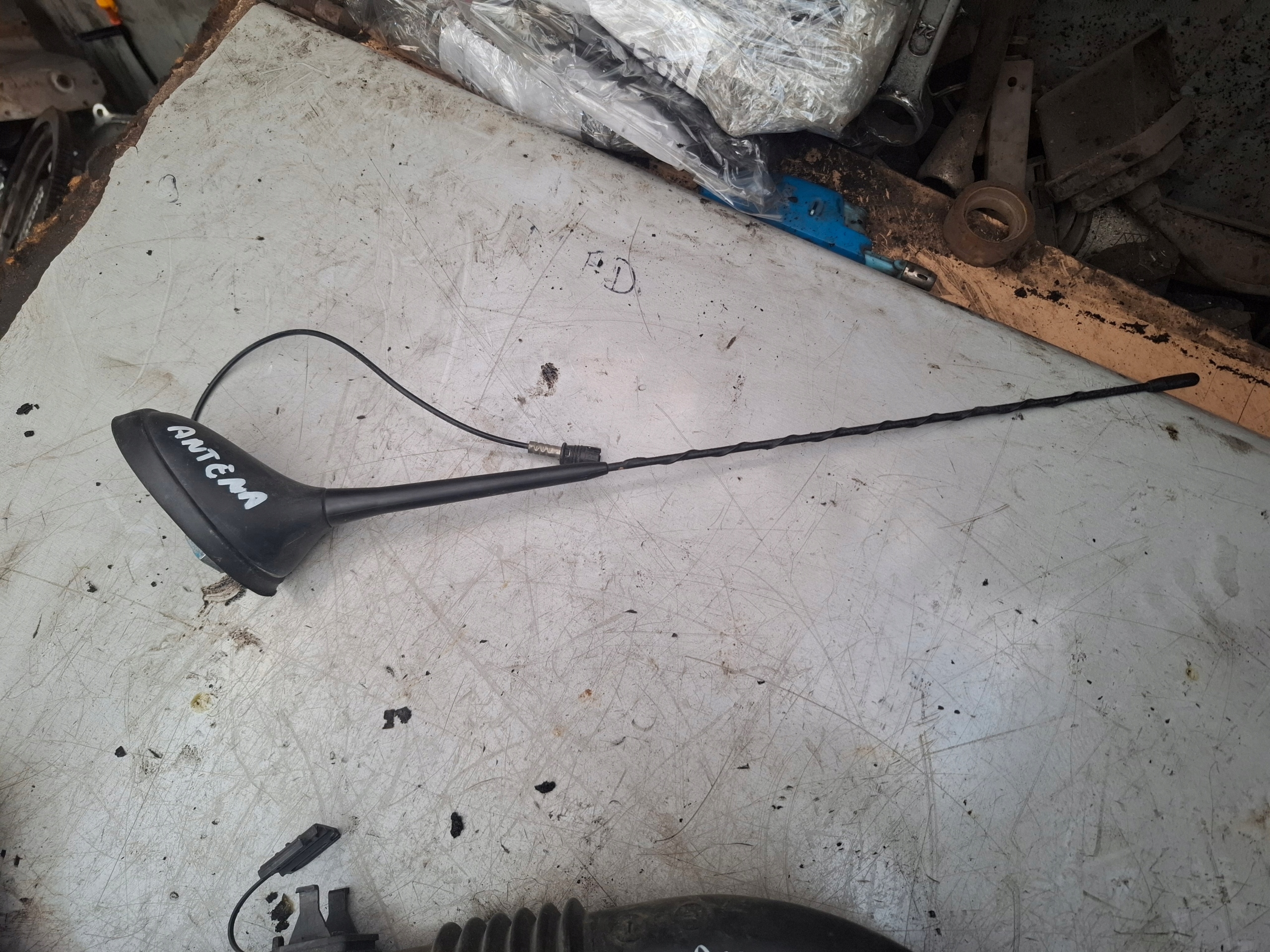 Antena samochodowa osobowy