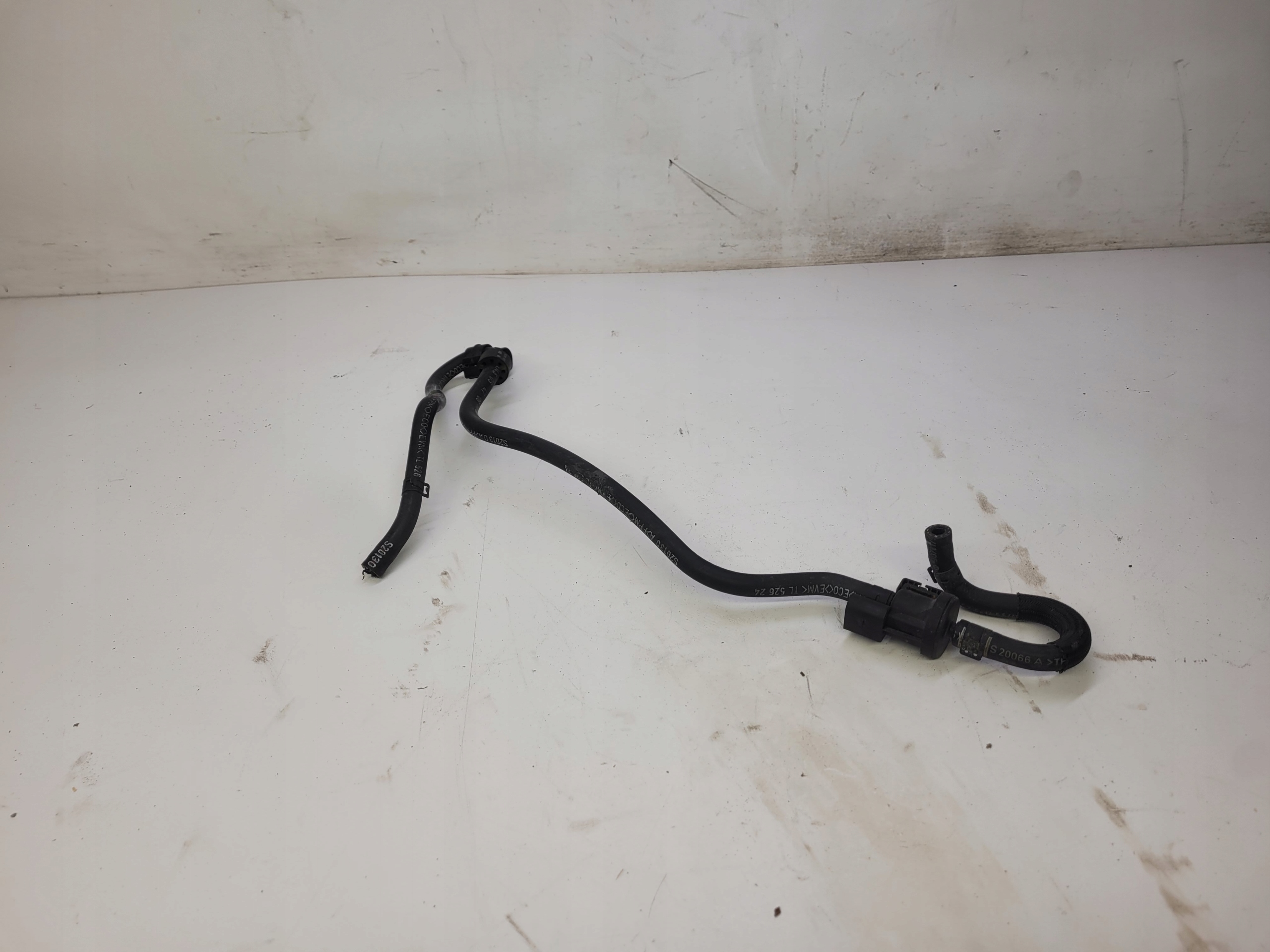 Tubi a vuoto AUDI A4 B7 3.2FSI 06E906517A